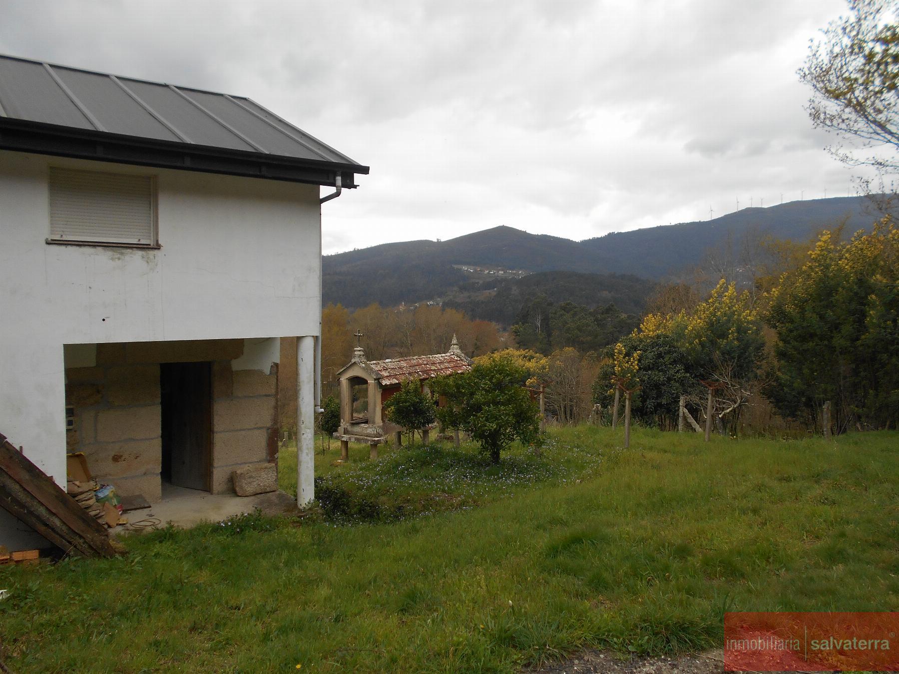 For sale of house in Arbo