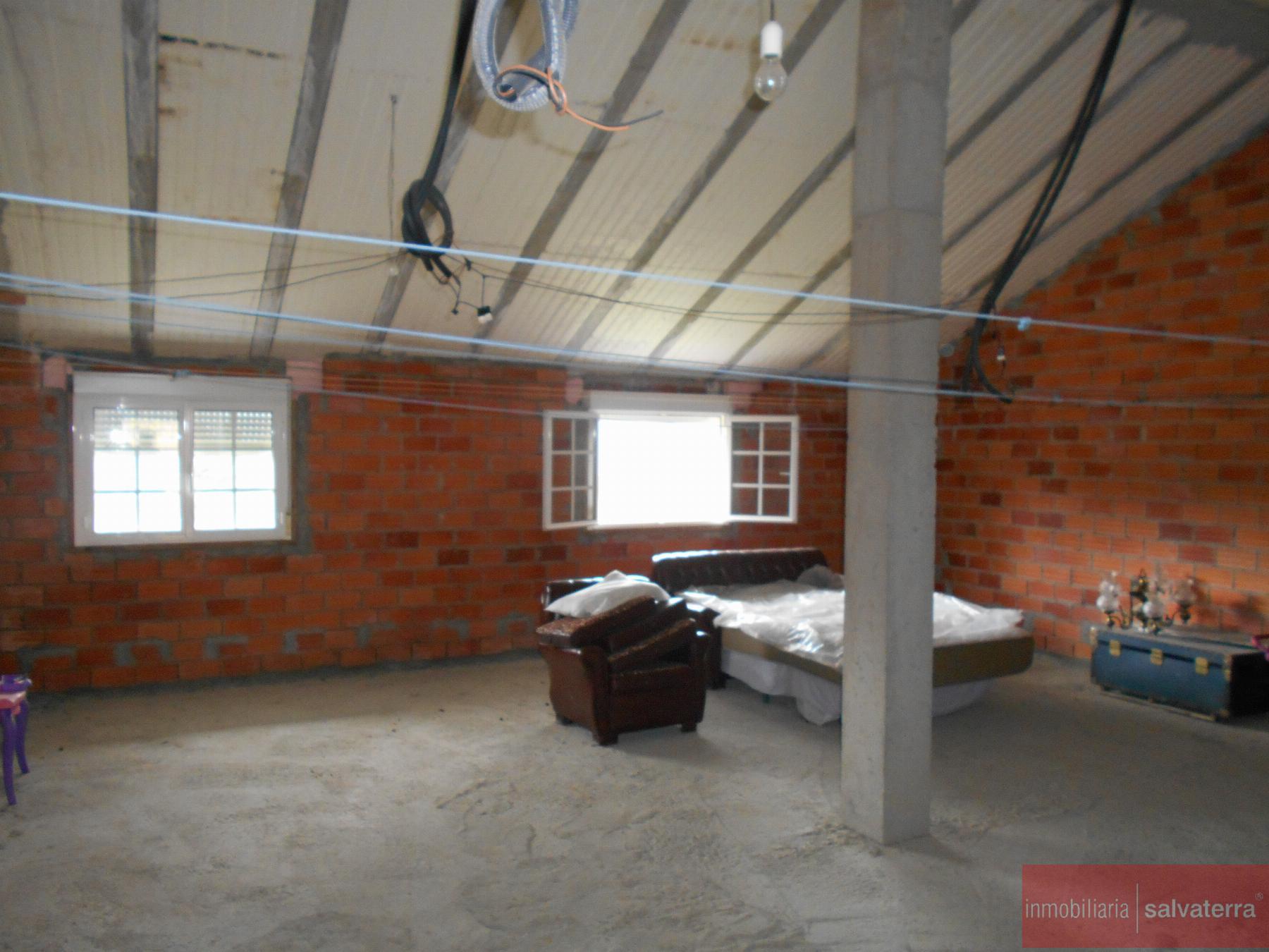 For sale of house in Arbo