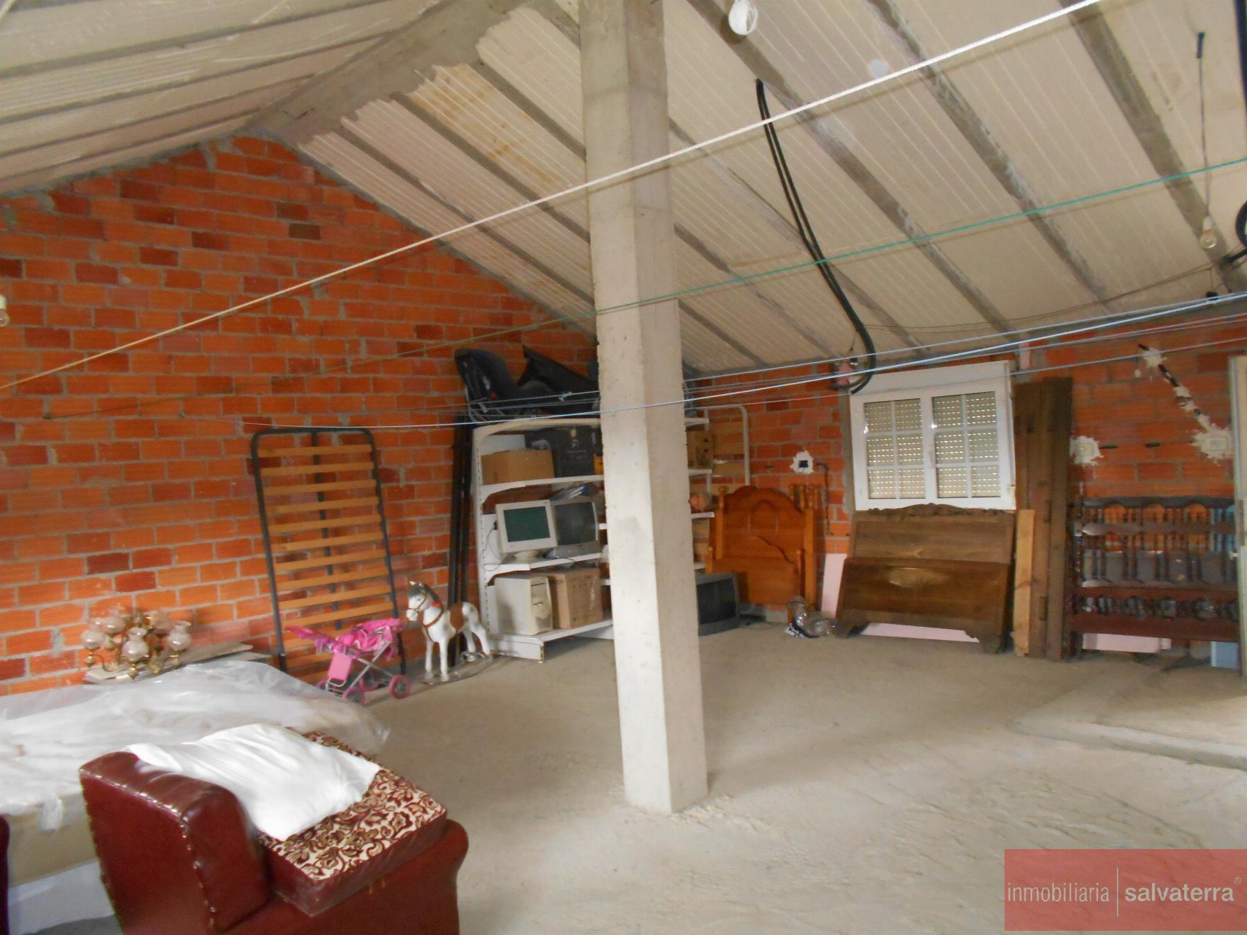 For sale of house in Arbo
