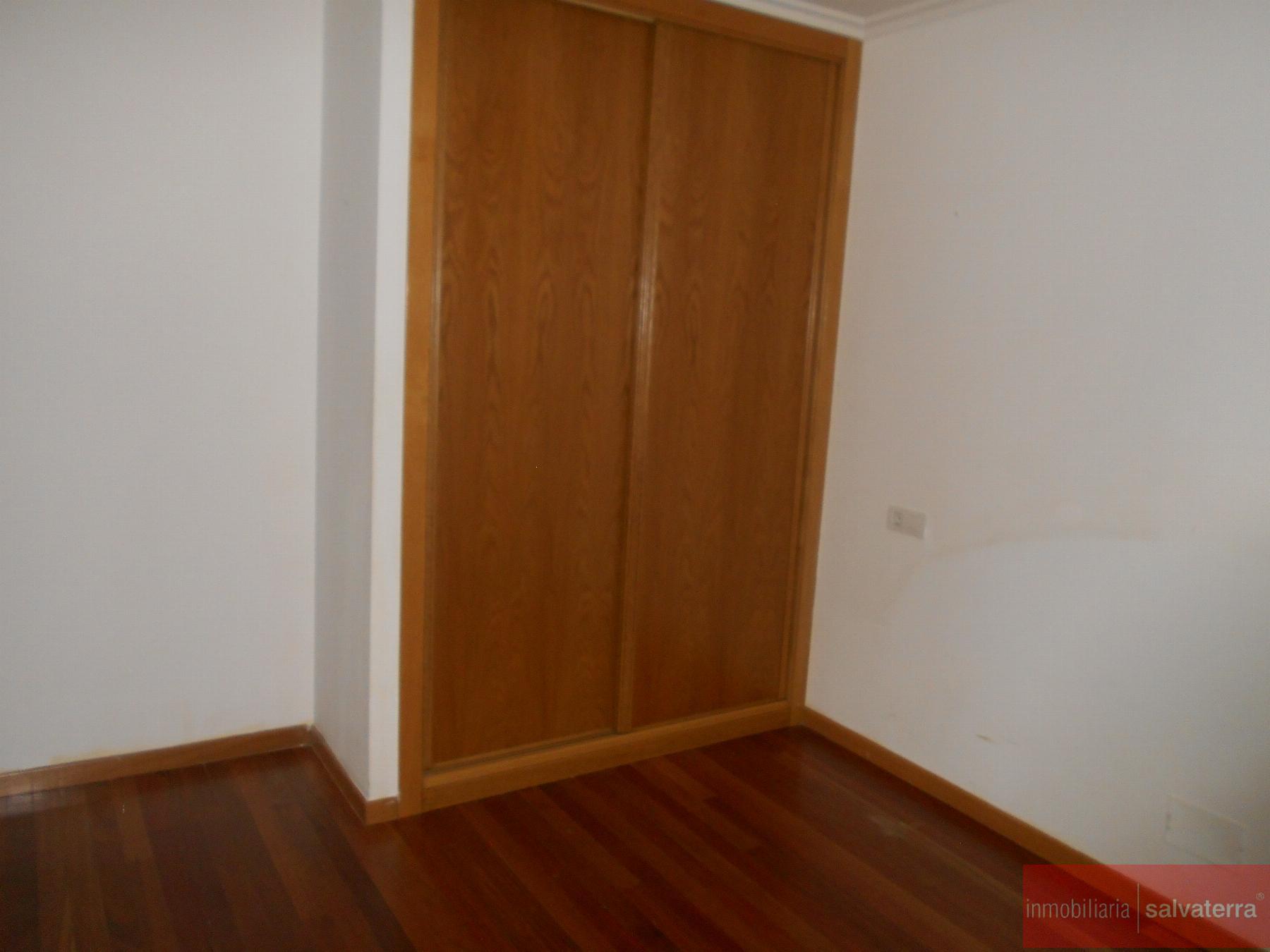 Venta de piso en Salvaterra de Miño