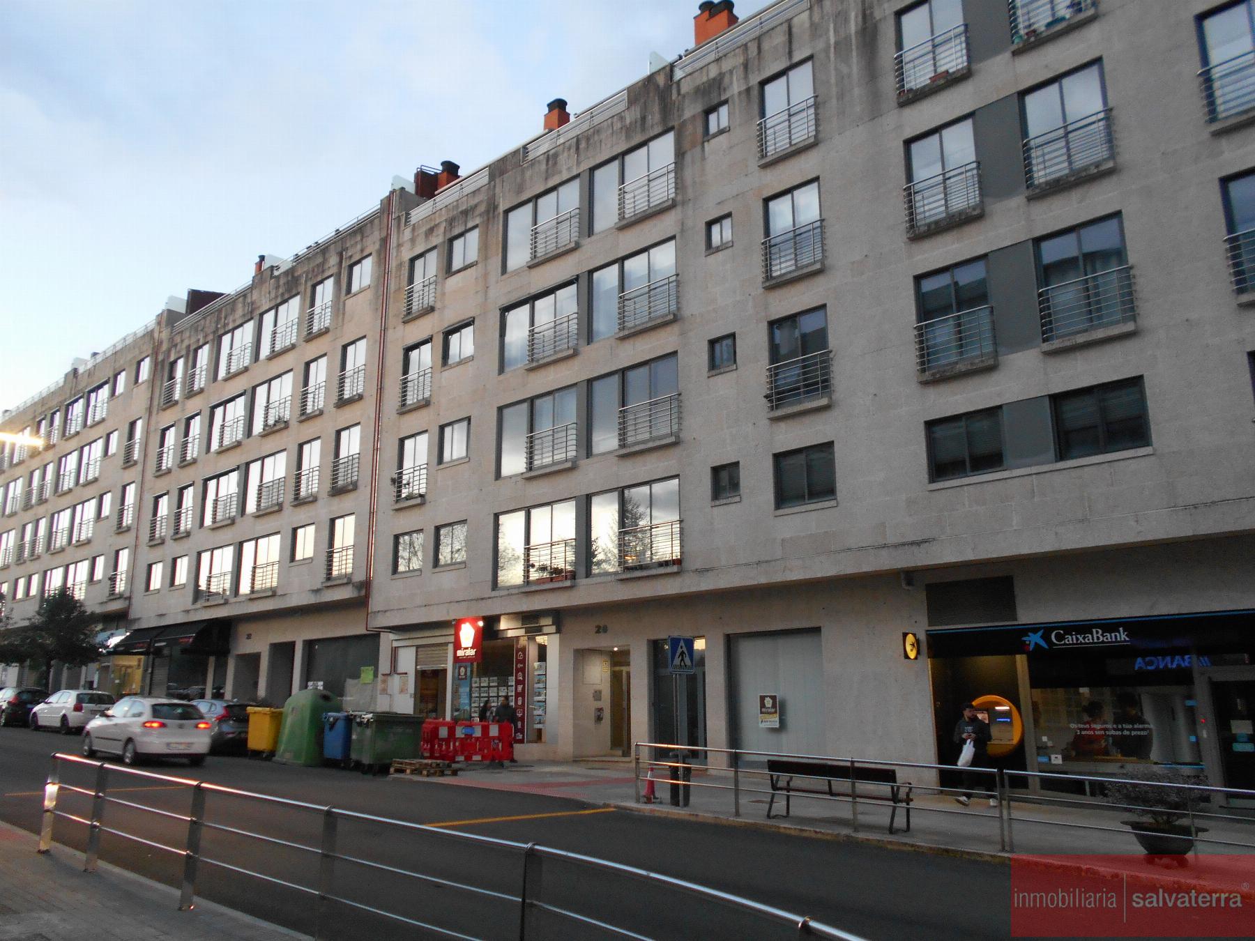 For sale of flat in Salvaterra de Miño