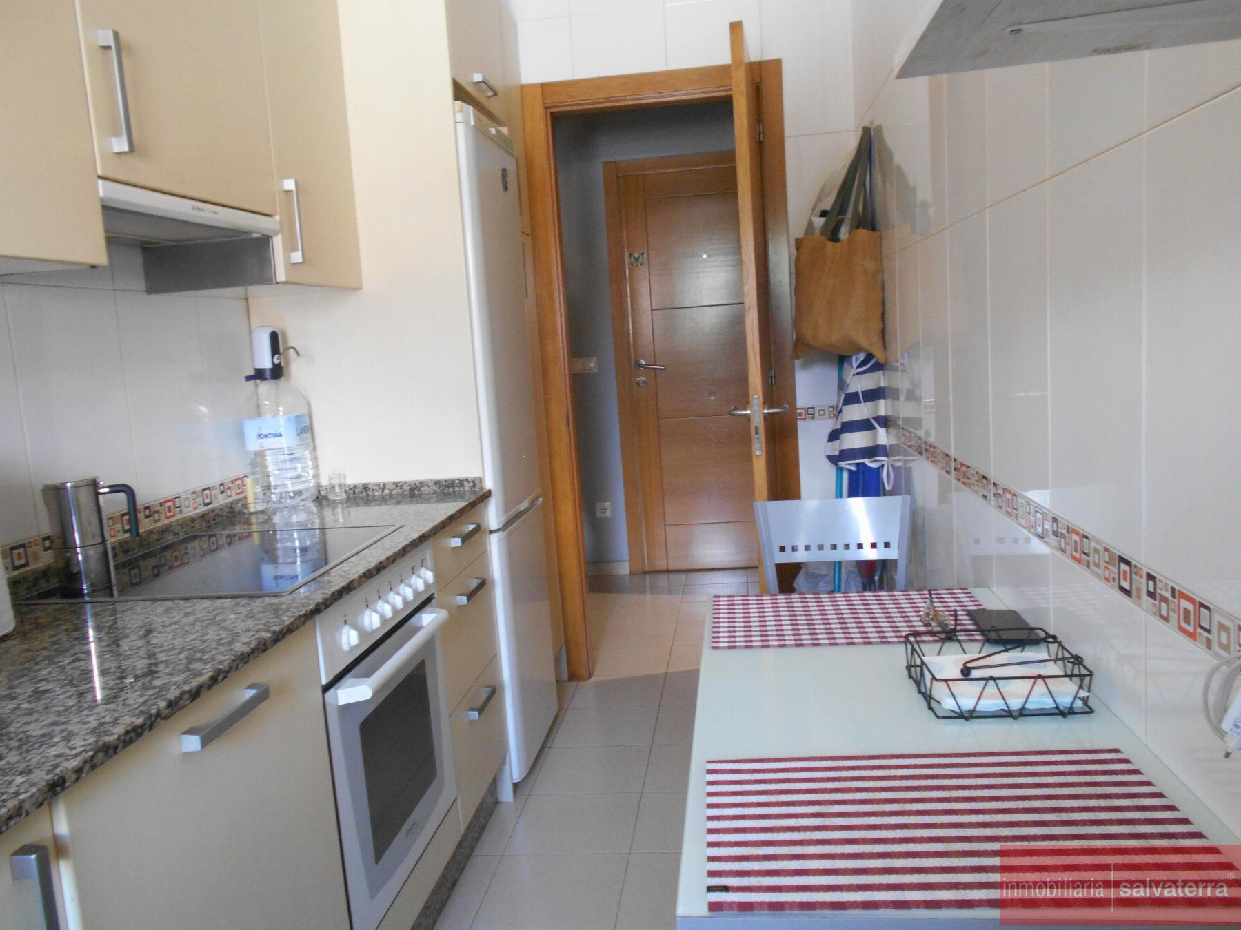 For sale of flat in Salceda de Caselas