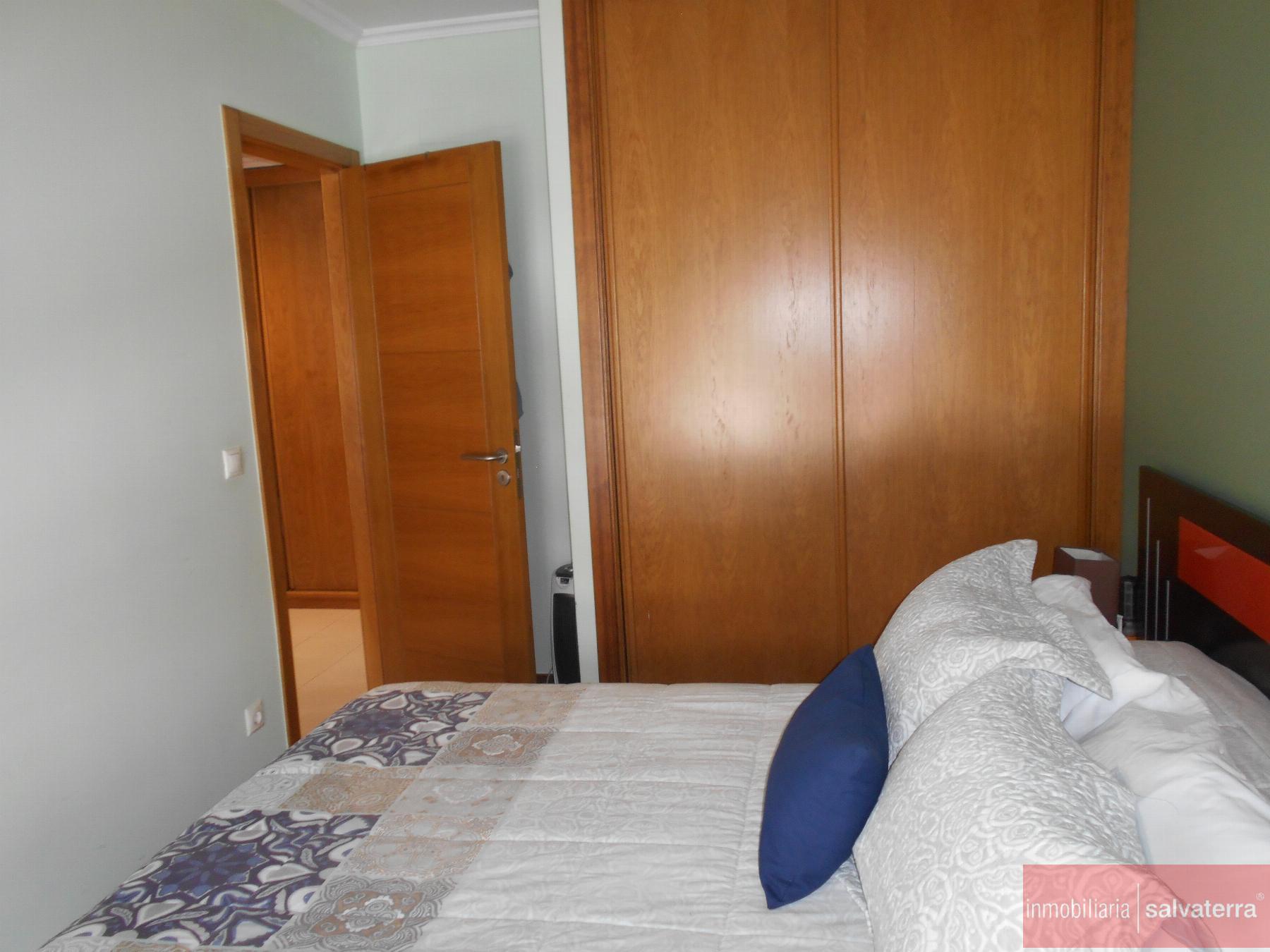 For sale of flat in Salceda de Caselas
