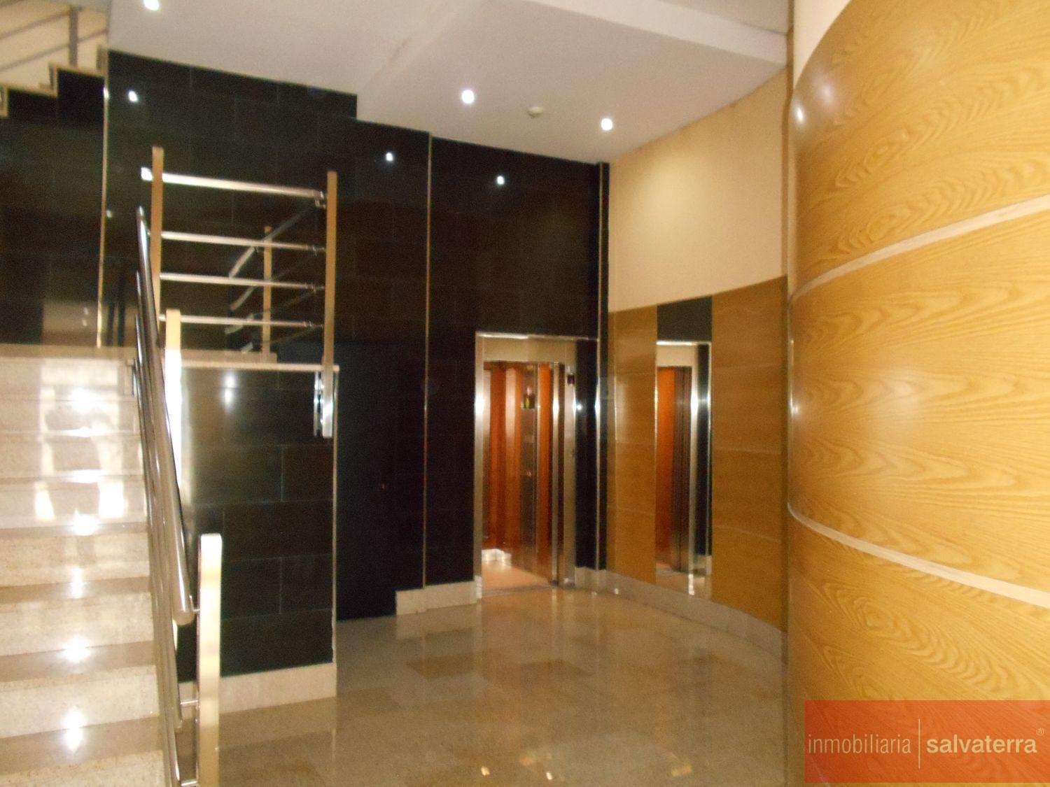 For sale of flat in Salvaterra de Miño