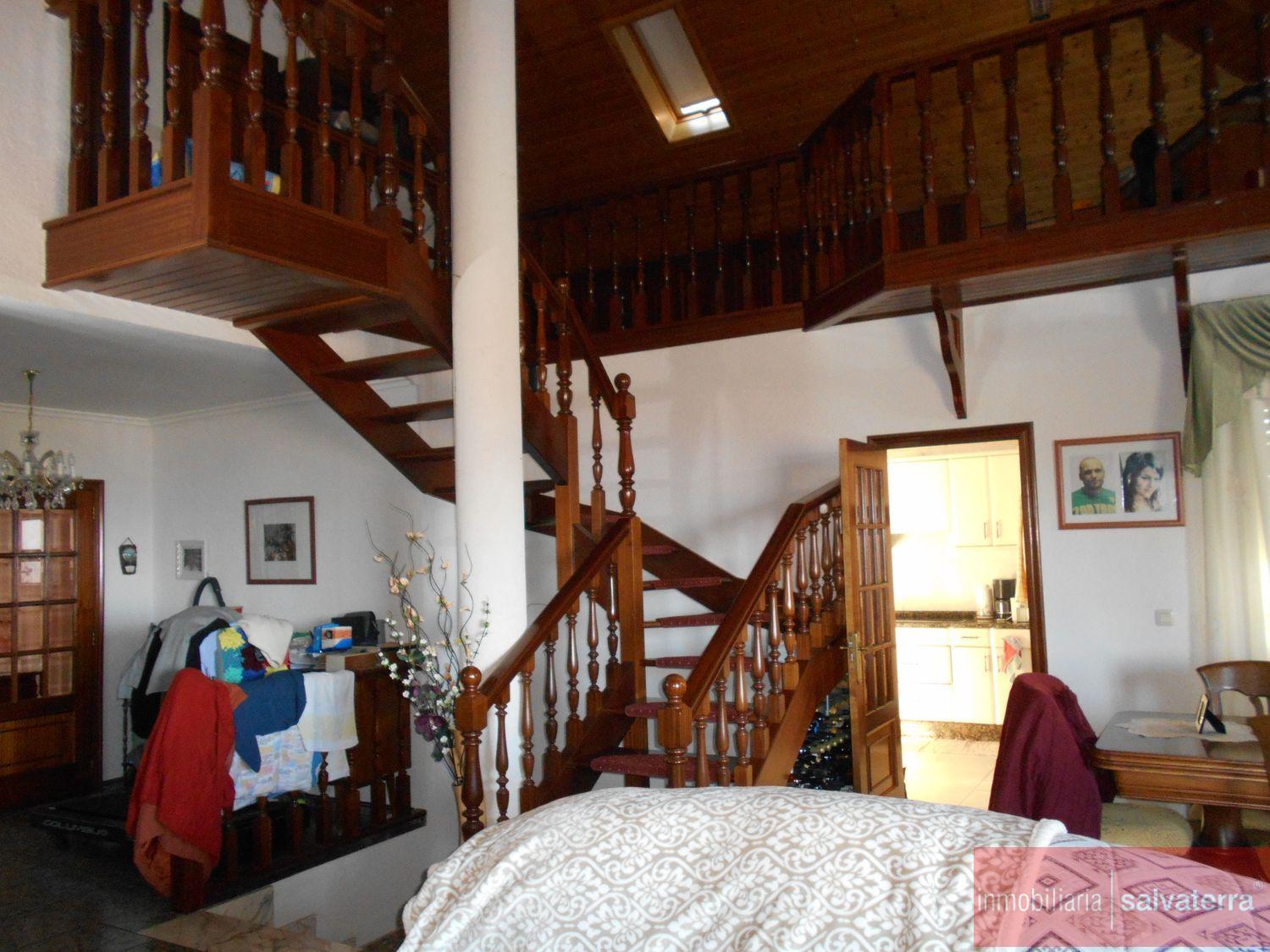 For sale of chalet in Salvaterra de Miño
