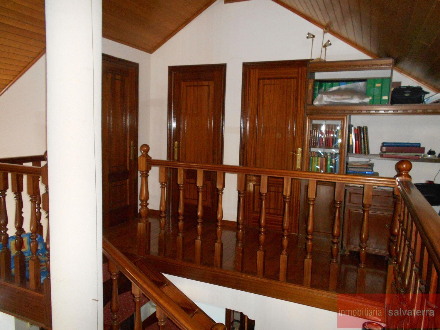 For sale of chalet in Salvaterra de Miño