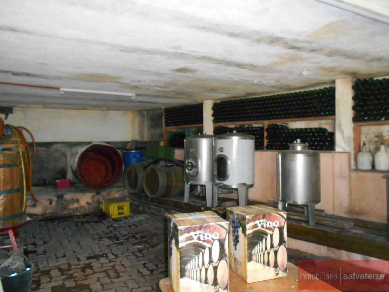 For sale of chalet in Salvaterra de Miño