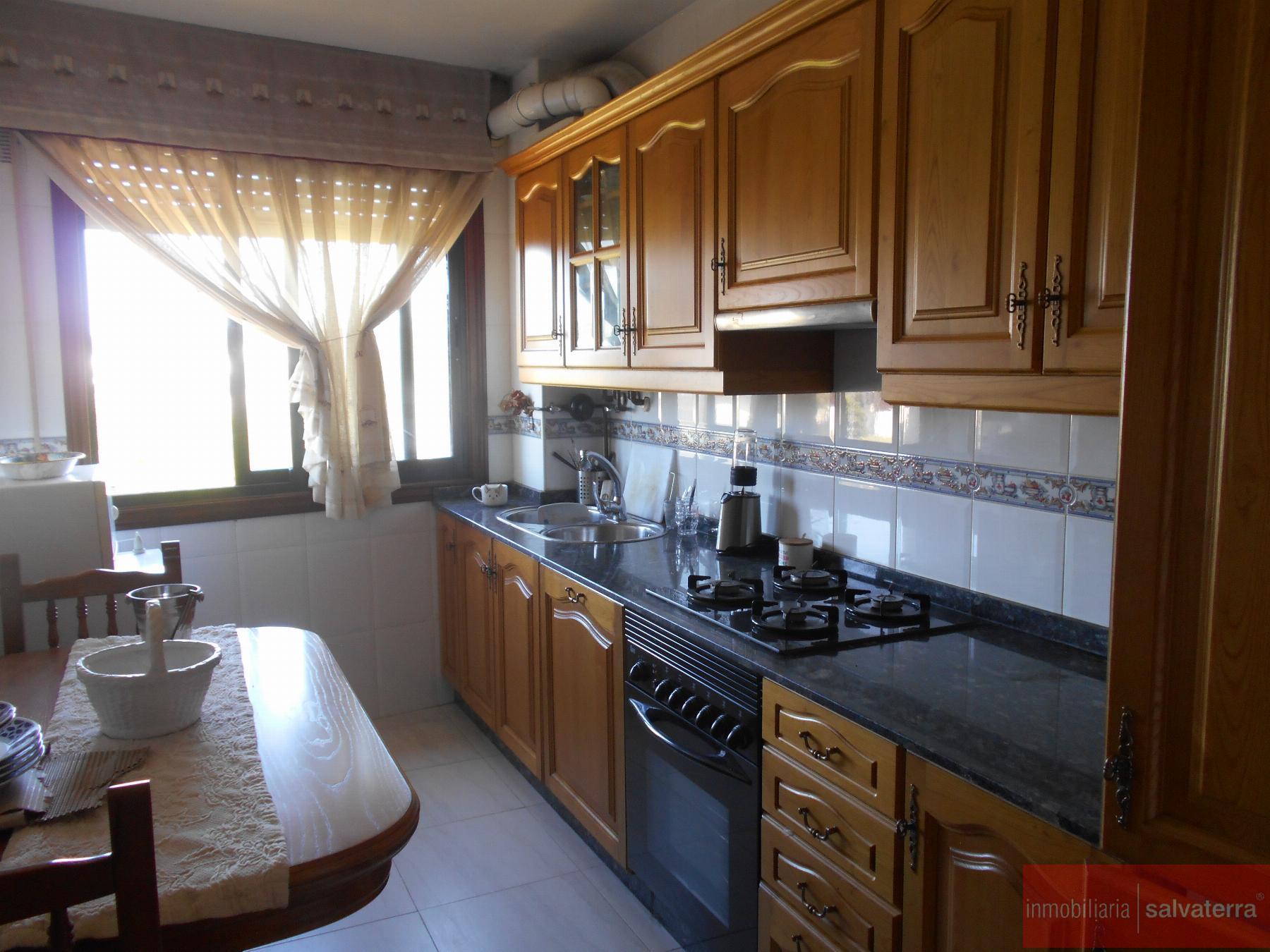 Venta de piso en Salvaterra de Miño
