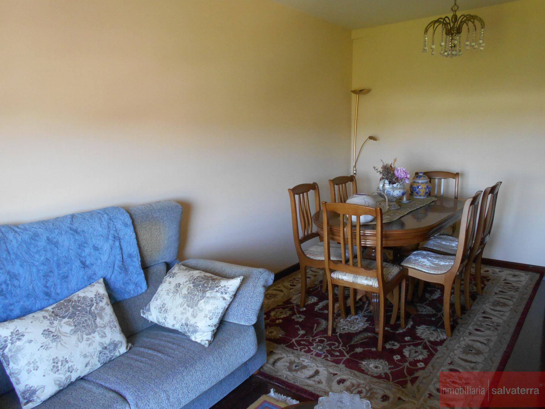 Venta de piso en Salvaterra de Miño