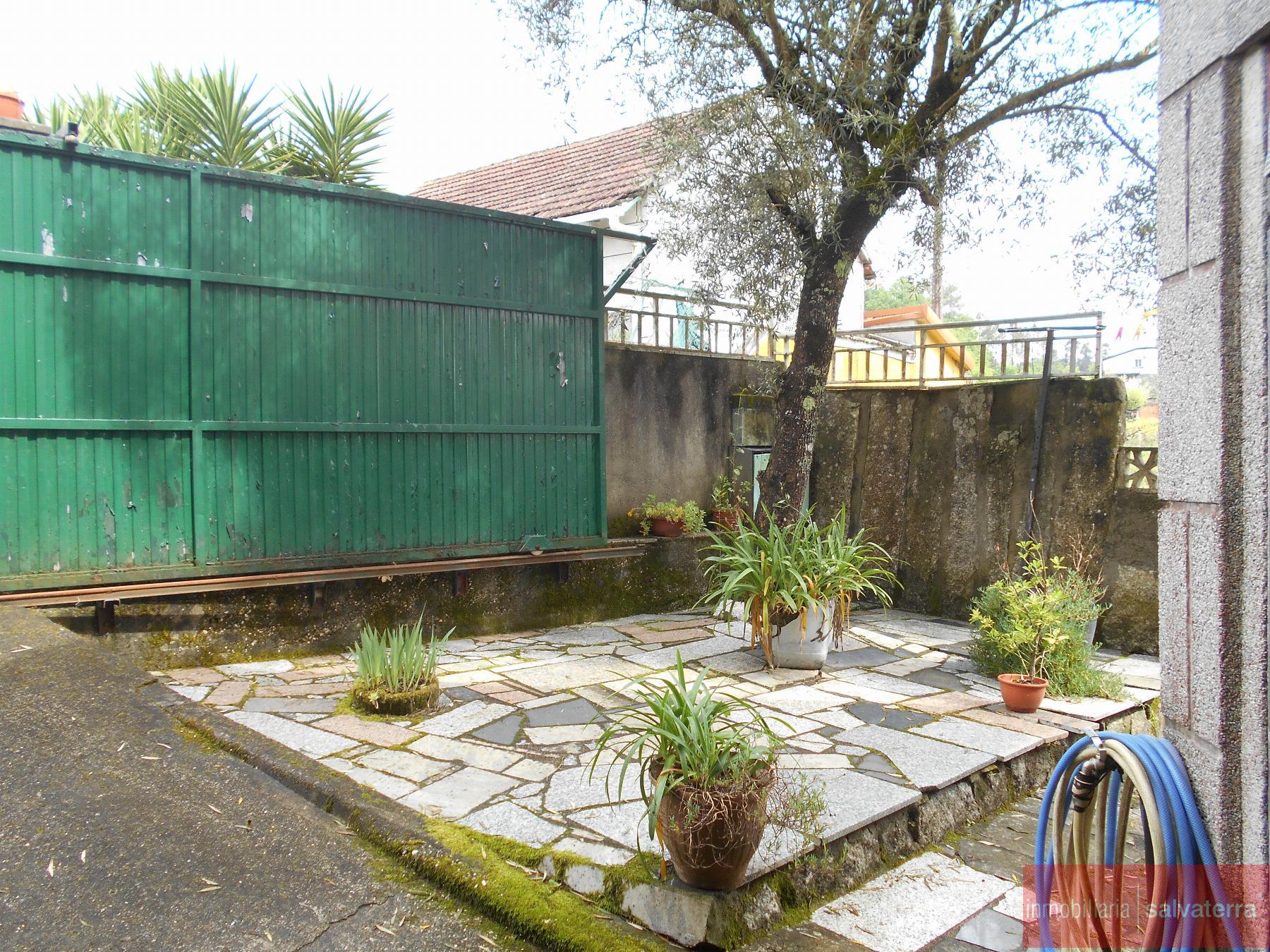 Venta de casa en Salvaterra de Miño