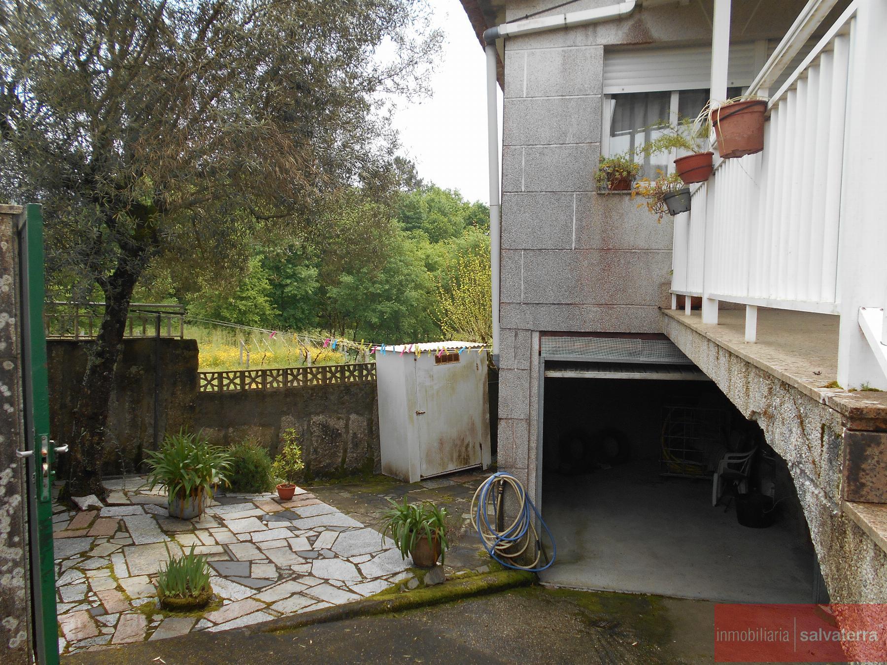 Venta de casa en Salvaterra de Miño