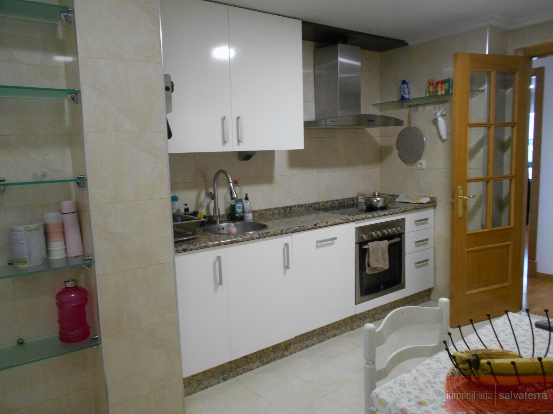 Venta de piso en Salvaterra de Miño