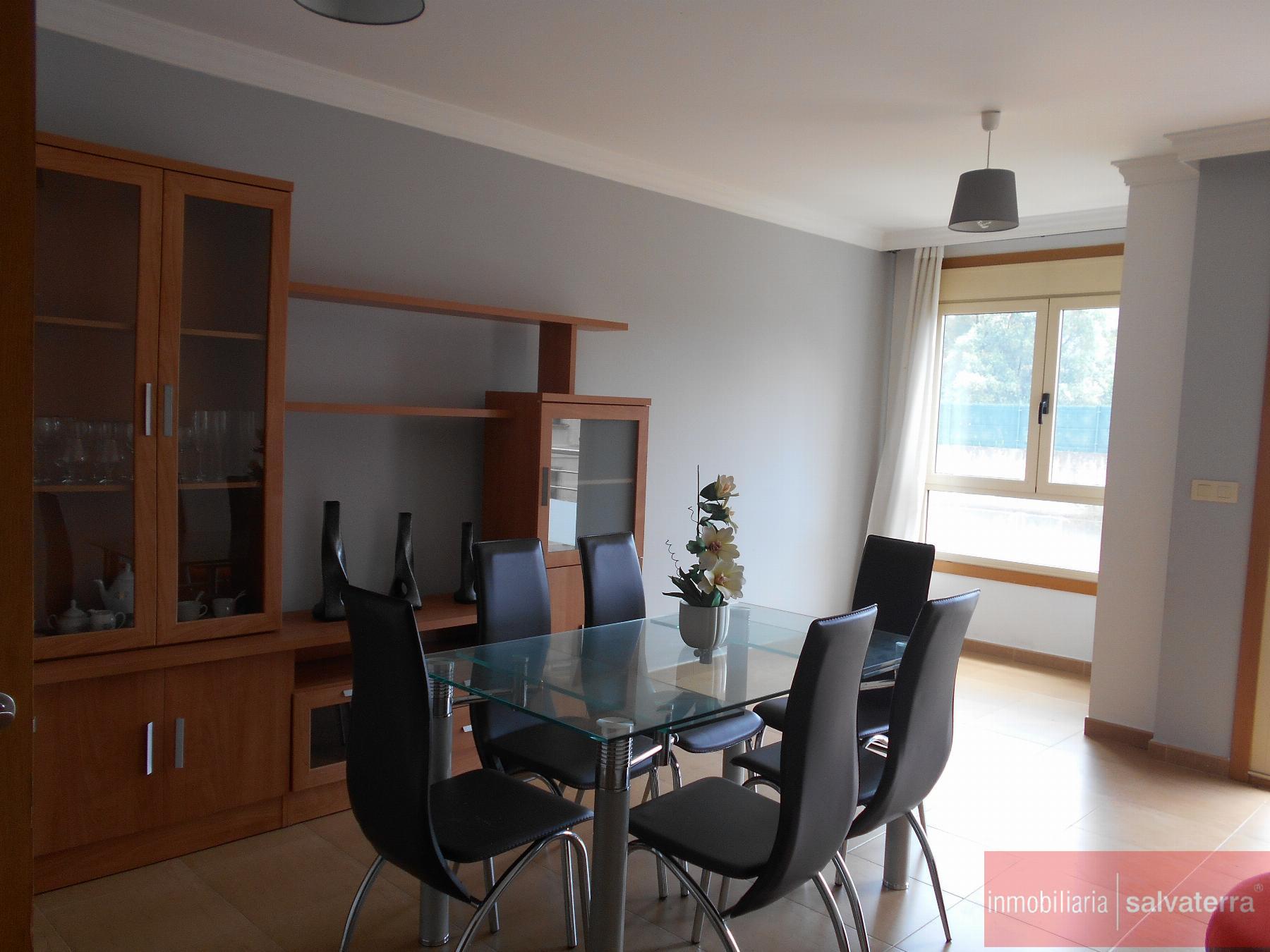 Venta de piso en Salvaterra de Miño
