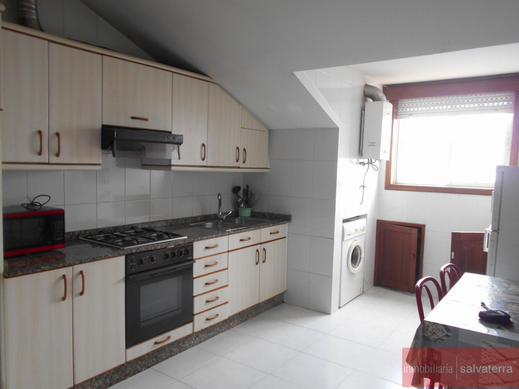Venta de piso en Neves As