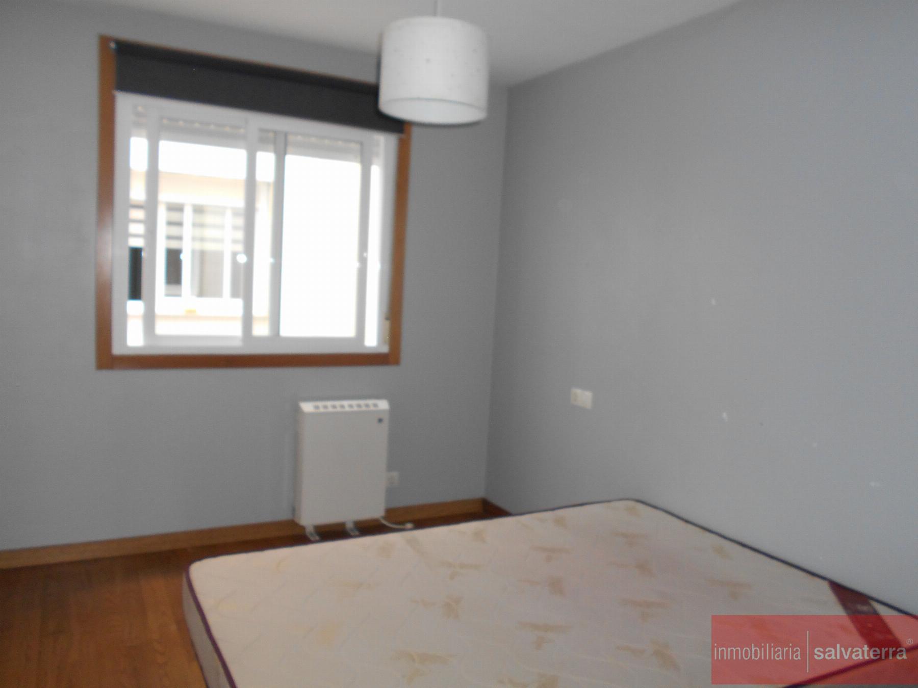 Venta de piso en Salvaterra de Miño