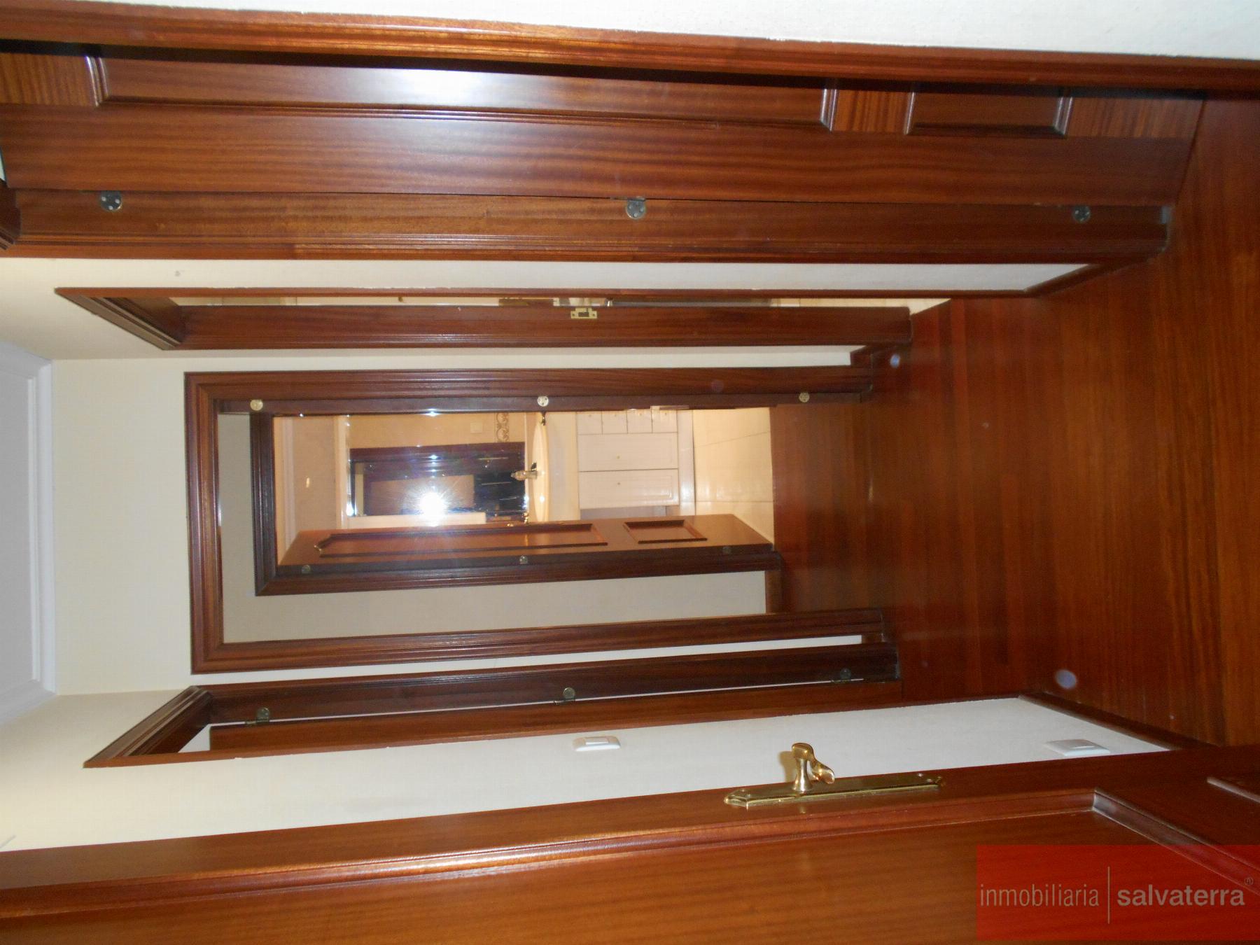Venta de piso en Salceda de Caselas