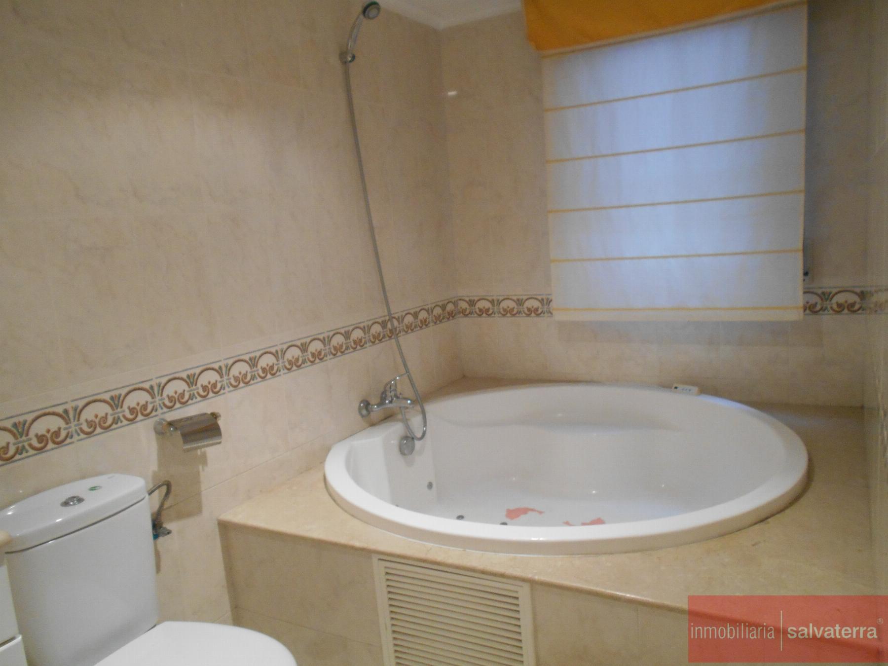 Venta de piso en Salceda de Caselas
