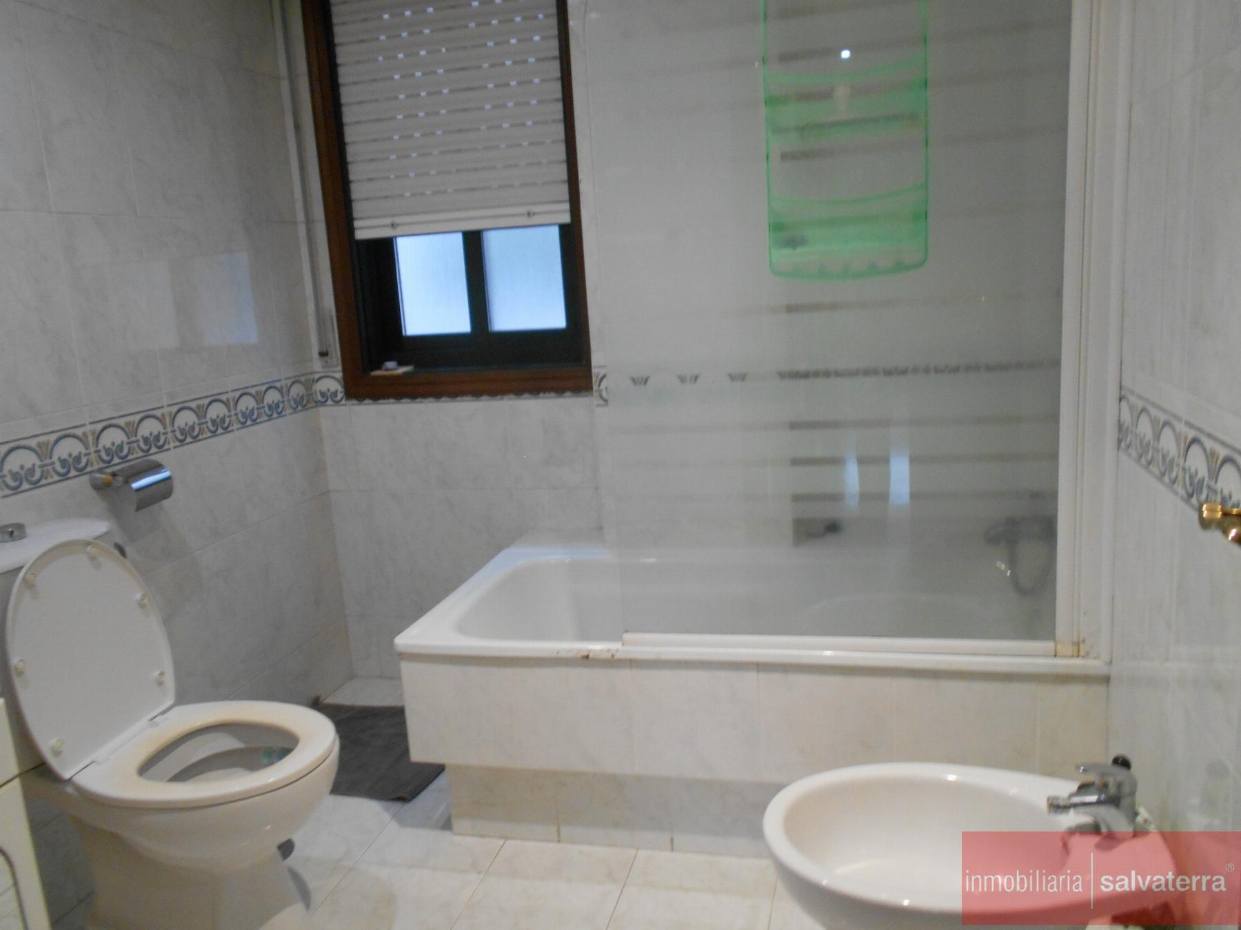 Venta de piso en Salceda de Caselas