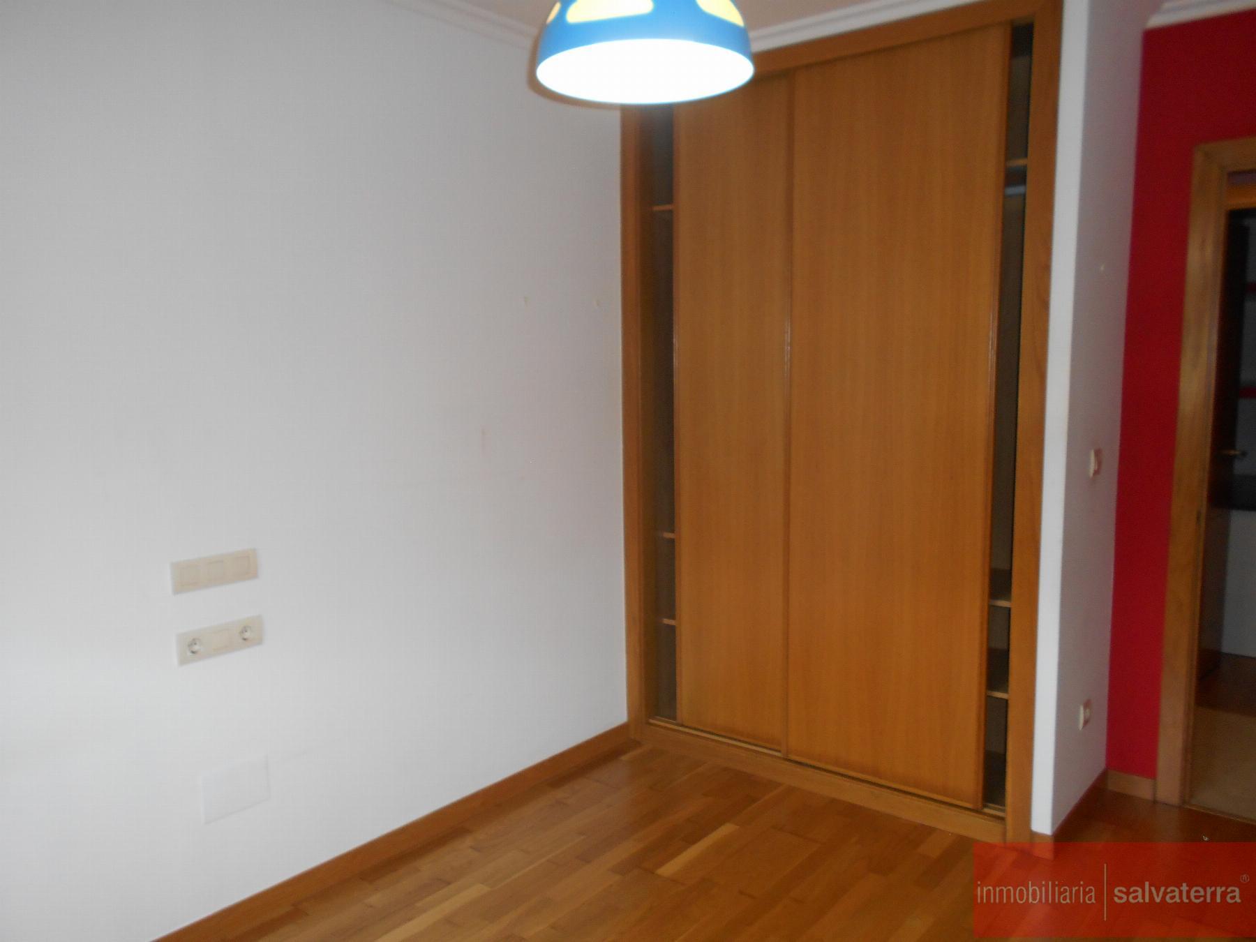 Venta de piso en Salvaterra de Miño