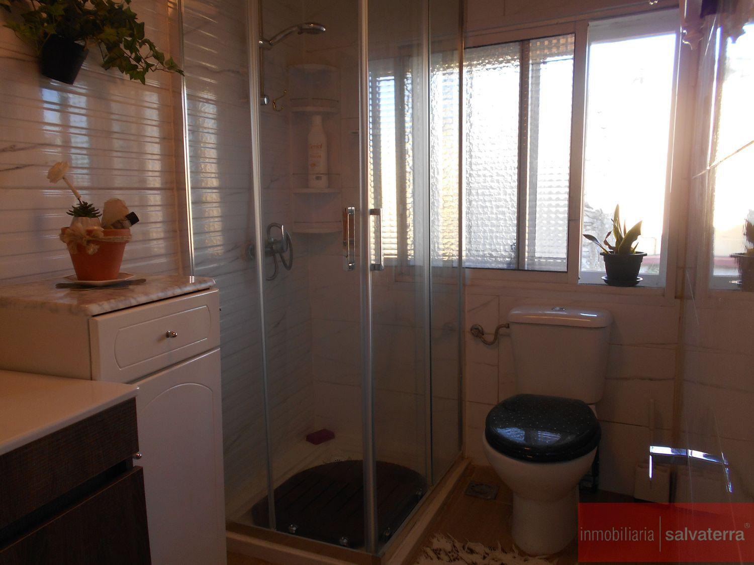 For sale of rural property in A Cañiza