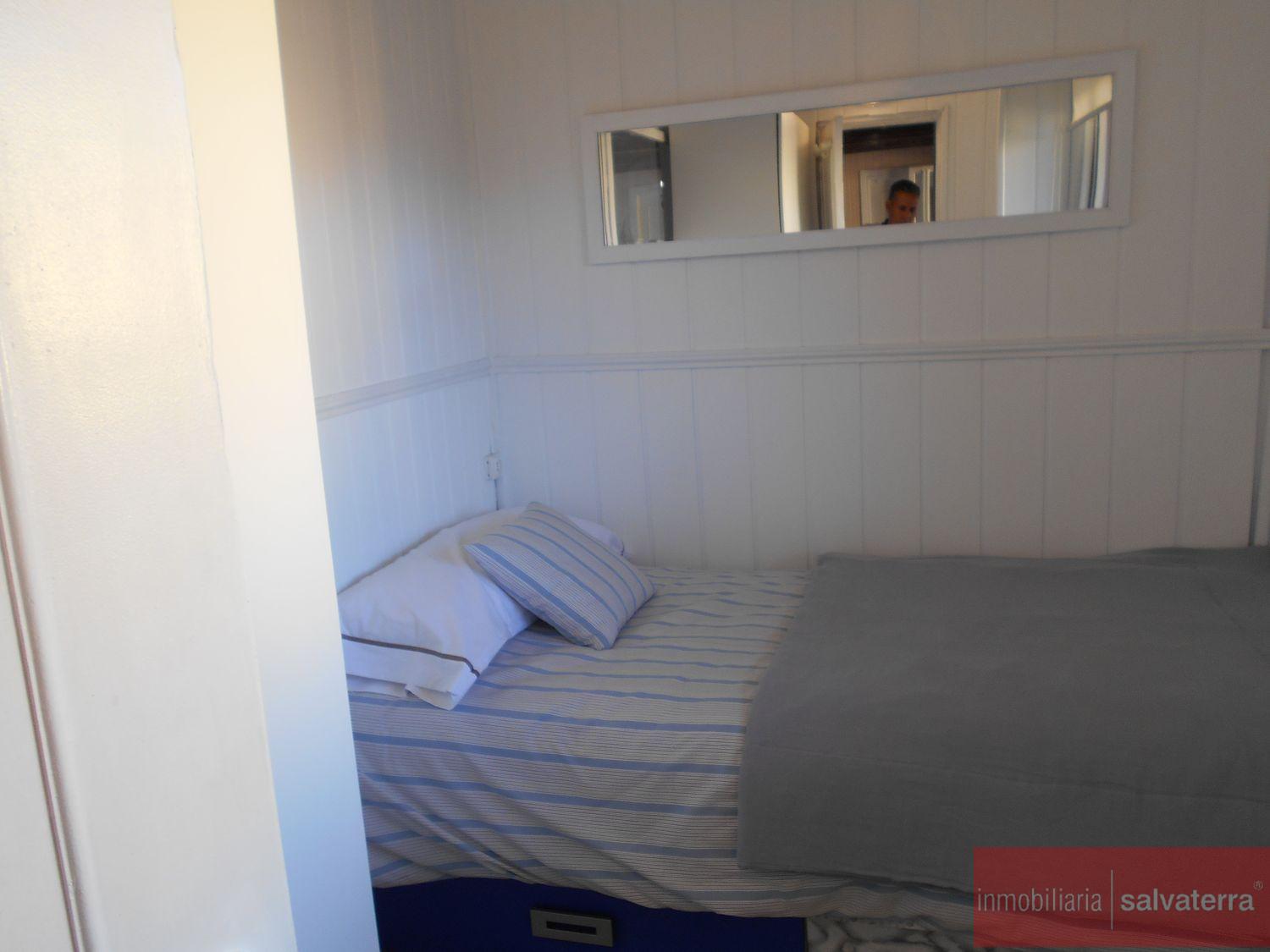 For sale of rural property in A Cañiza