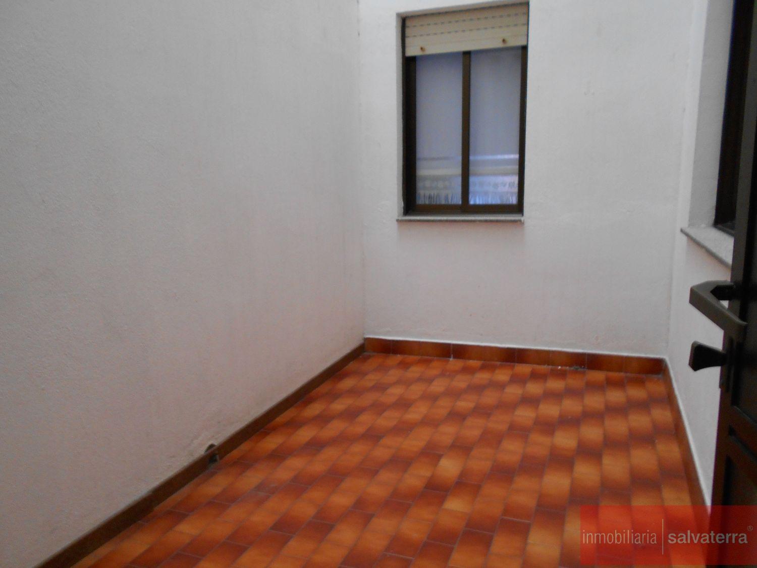 Venta de piso en Ponteareas