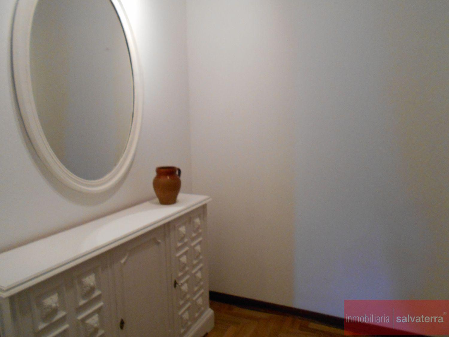 Venta de piso en Ponteareas