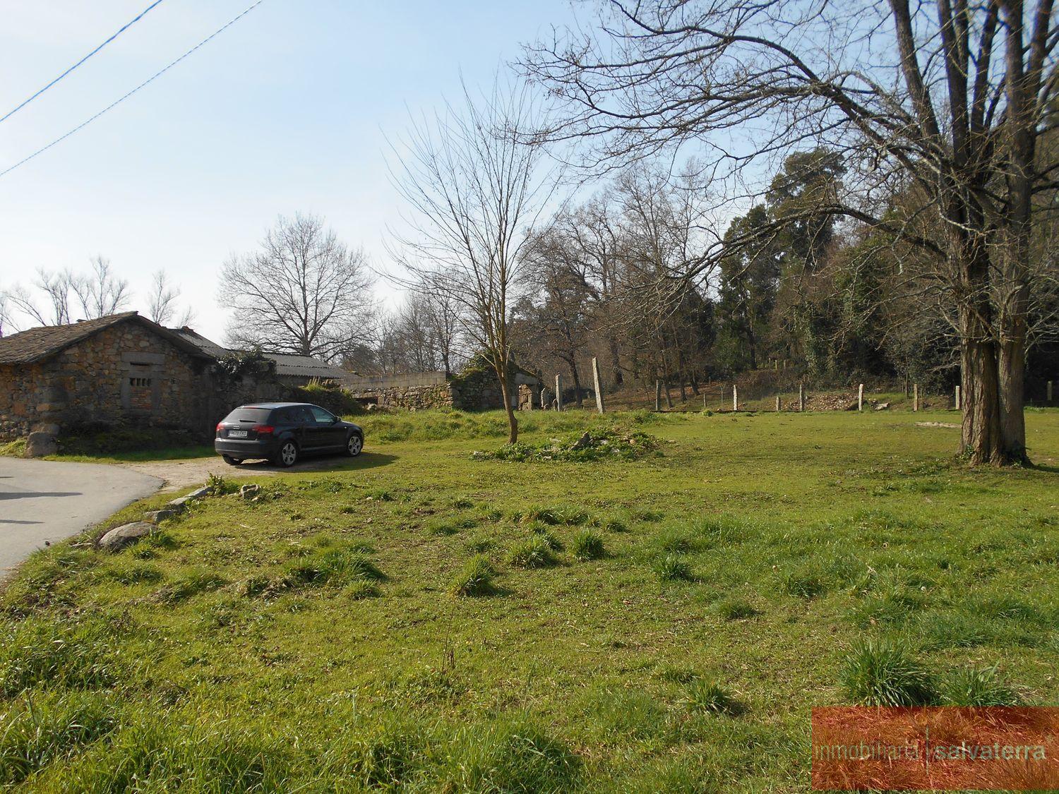 For sale of rural property in Salvaterra de miño