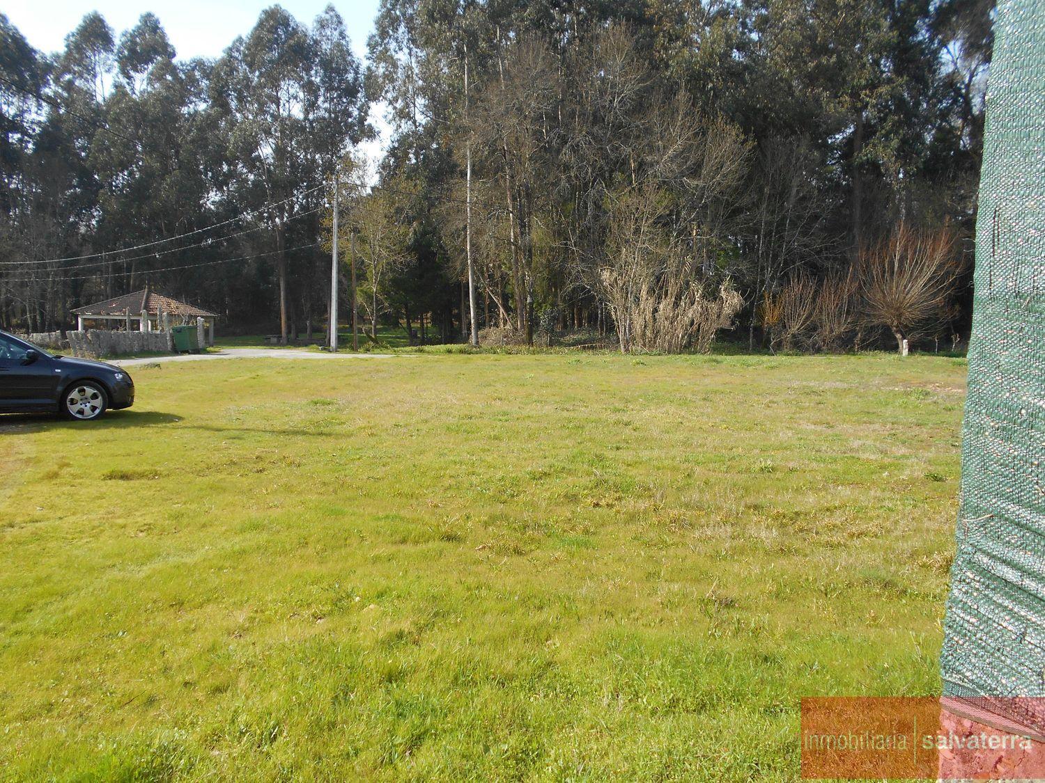 For sale of land in Salvaterra de miño