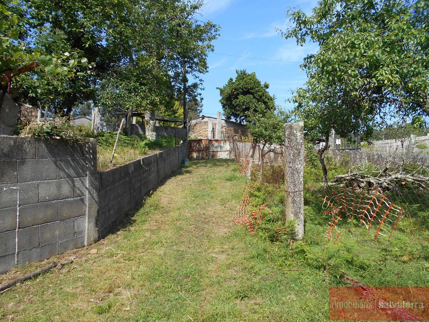 Venta de terreno en Salvaterra de miño