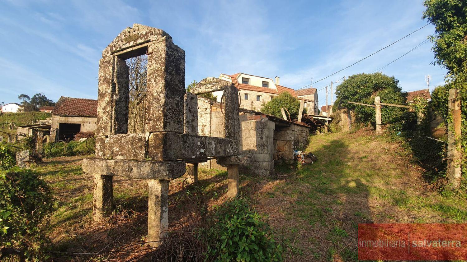 Venta de finca rústica en As neves