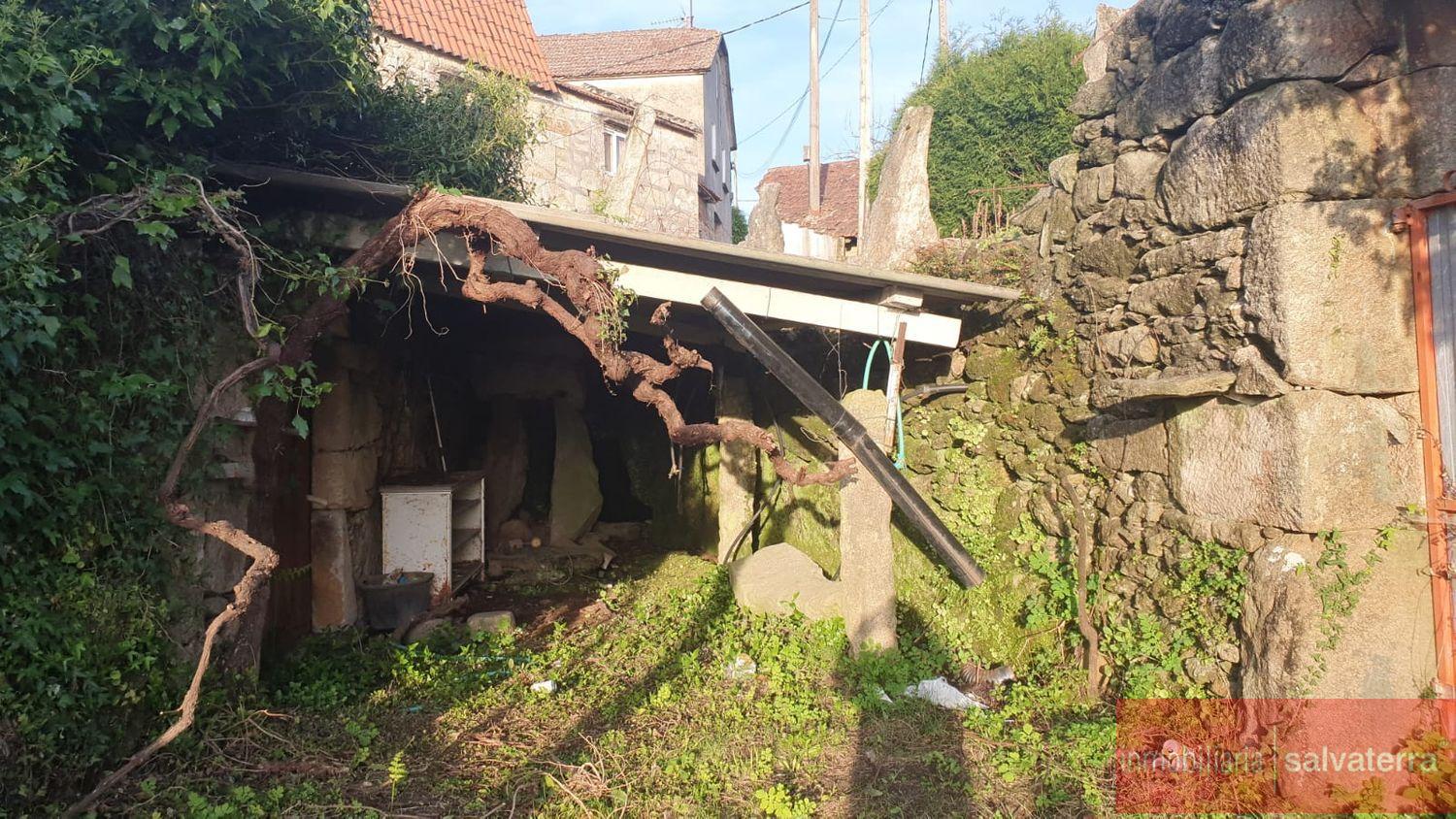 Venta de finca rústica en As neves