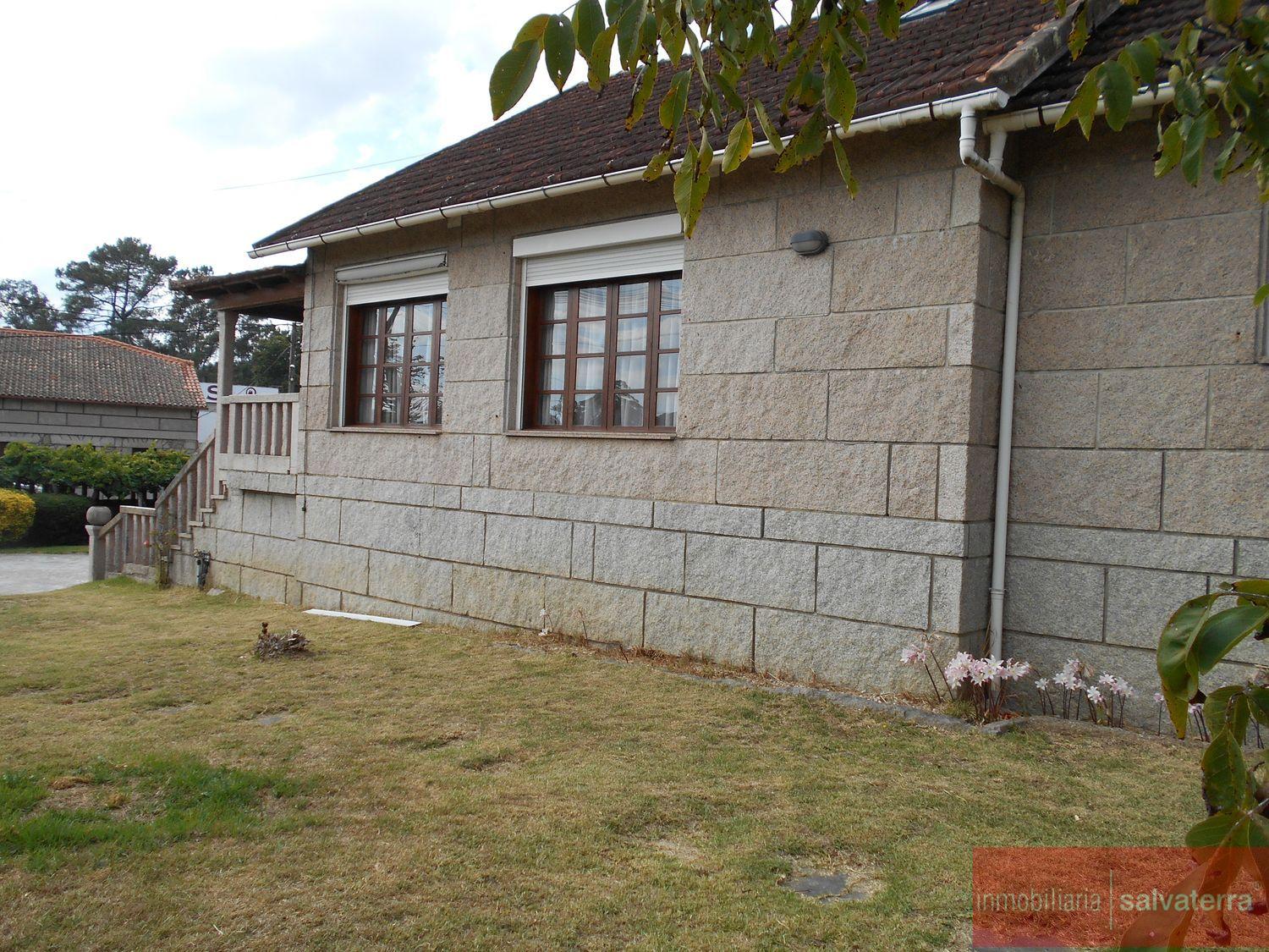 For sale of chalet in Ponteareas