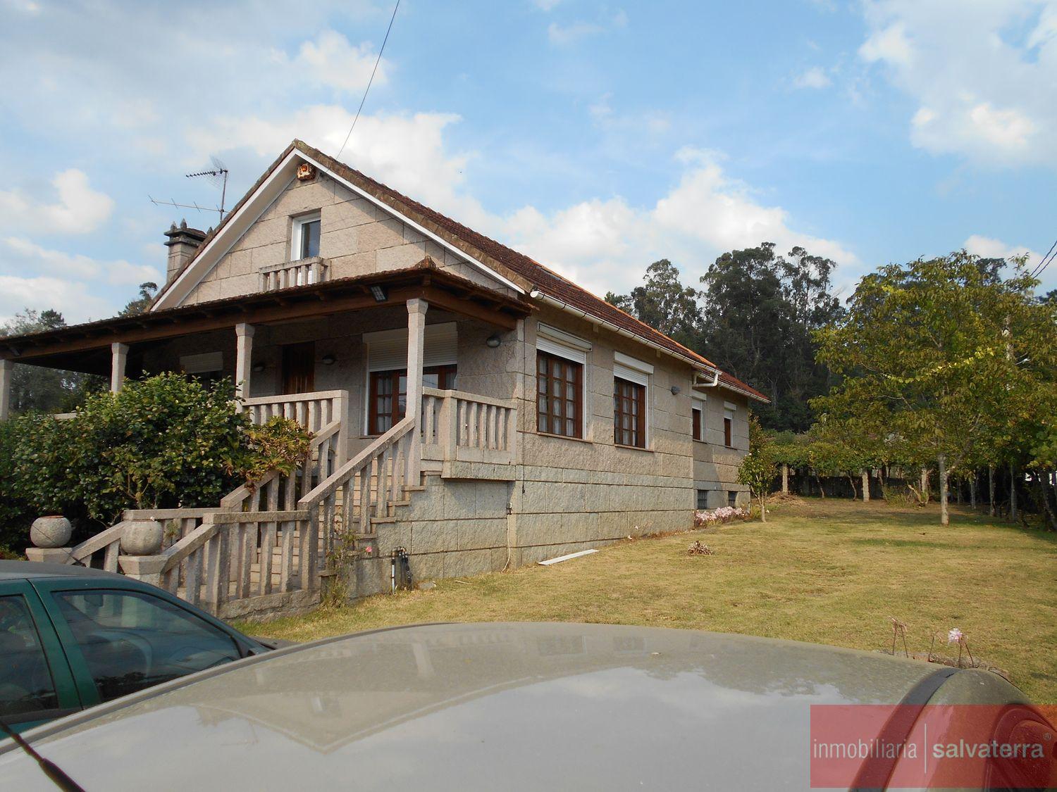 For sale of chalet in Ponteareas