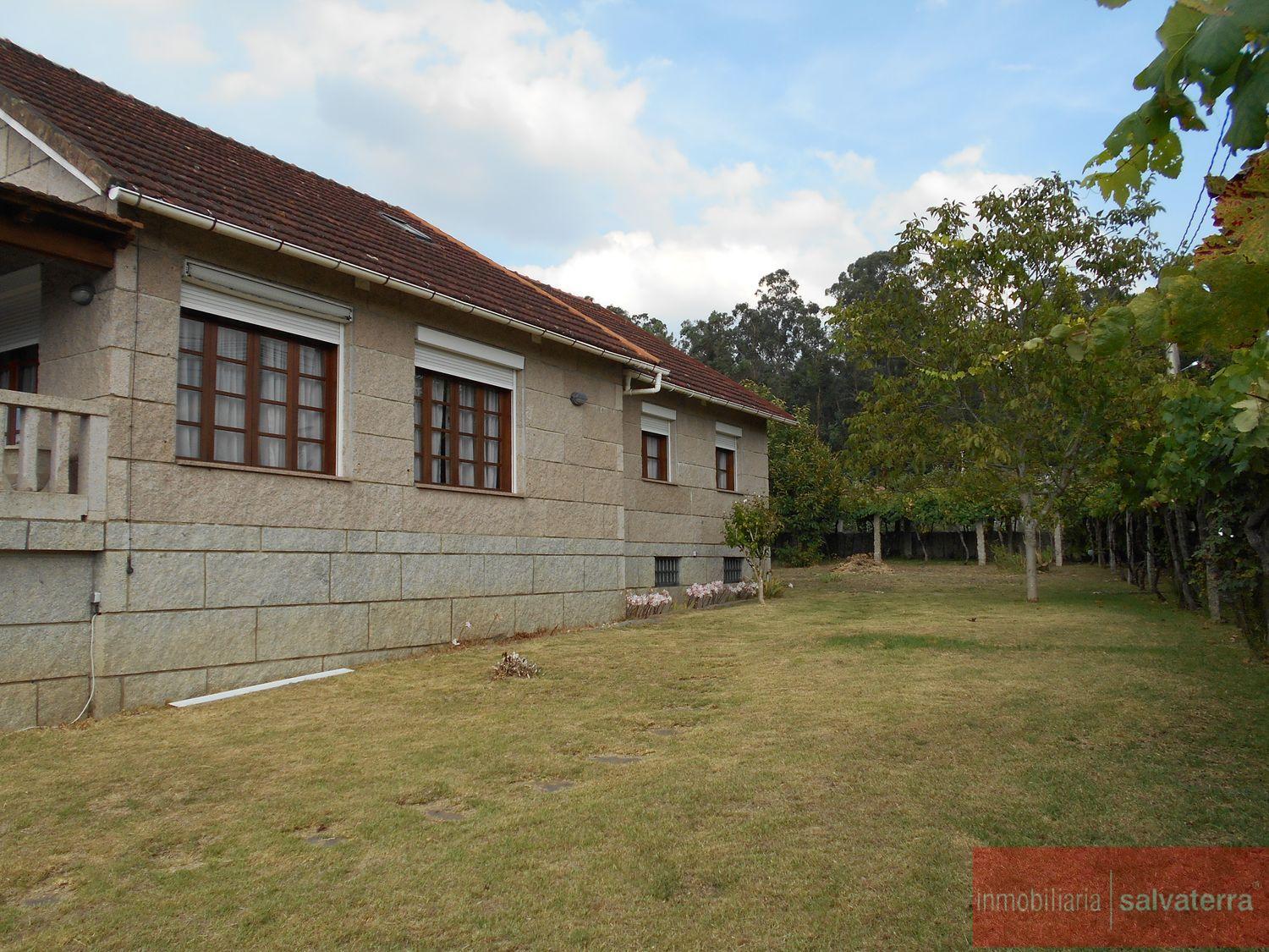 For sale of chalet in Ponteareas
