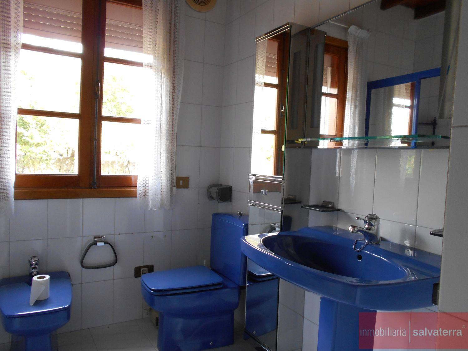 For sale of chalet in Ponteareas