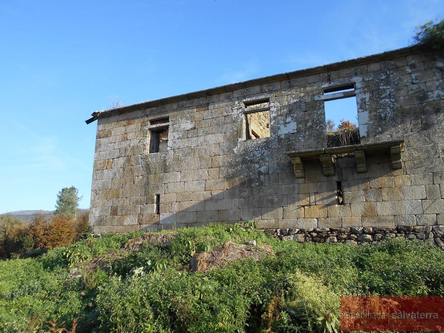 Venta de finca rústica en As neves