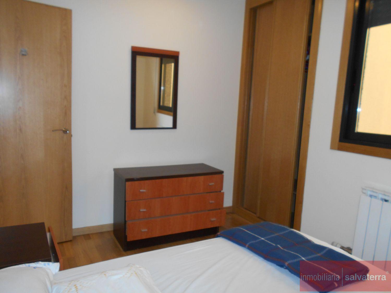 For sale of flat in Salvaterra de Miño