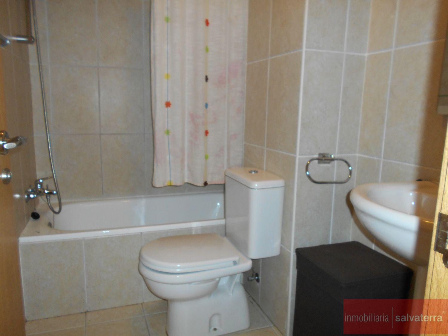 For sale of flat in Salvaterra de Miño