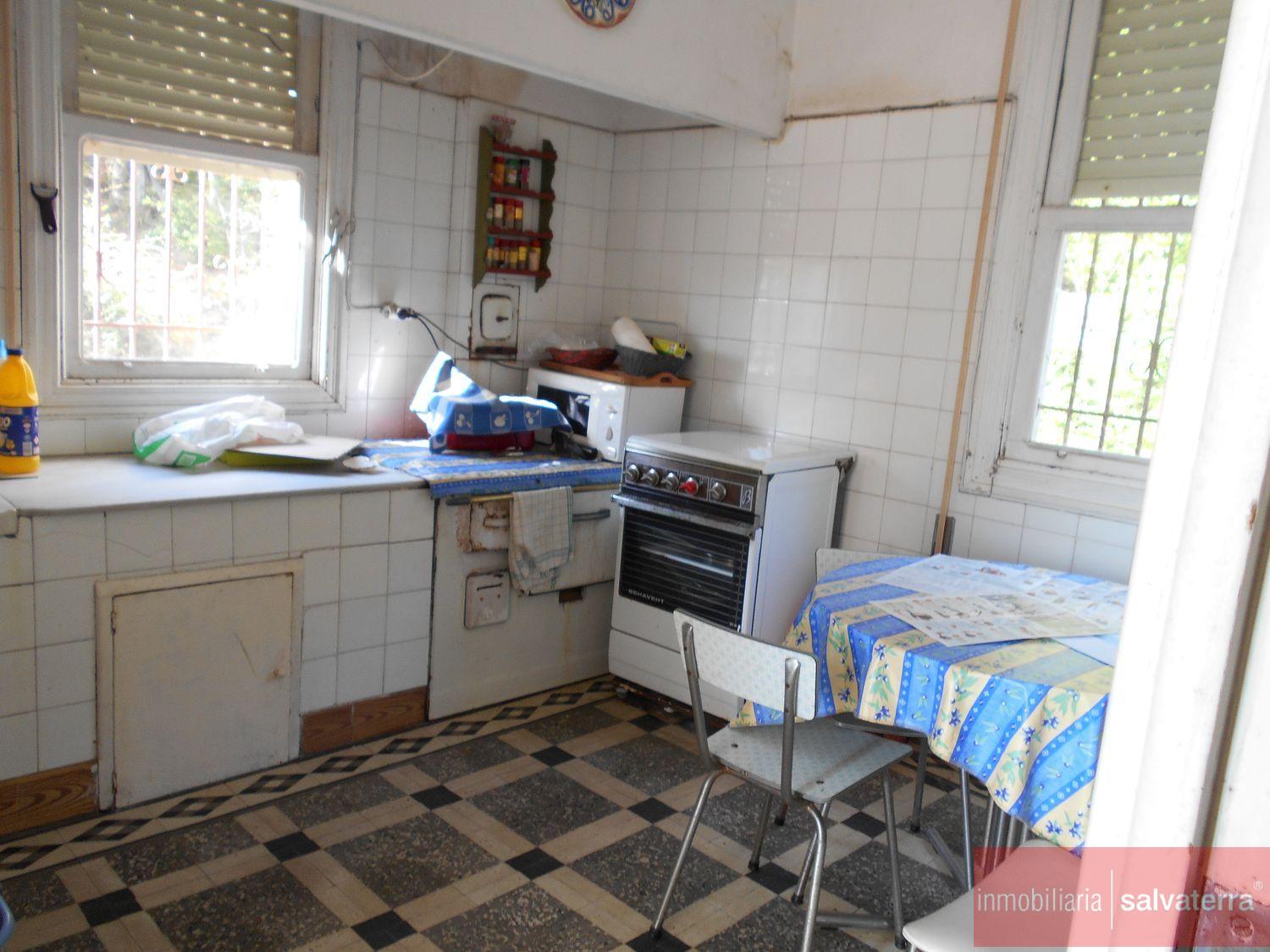 Venta de finca rústica en Arbo