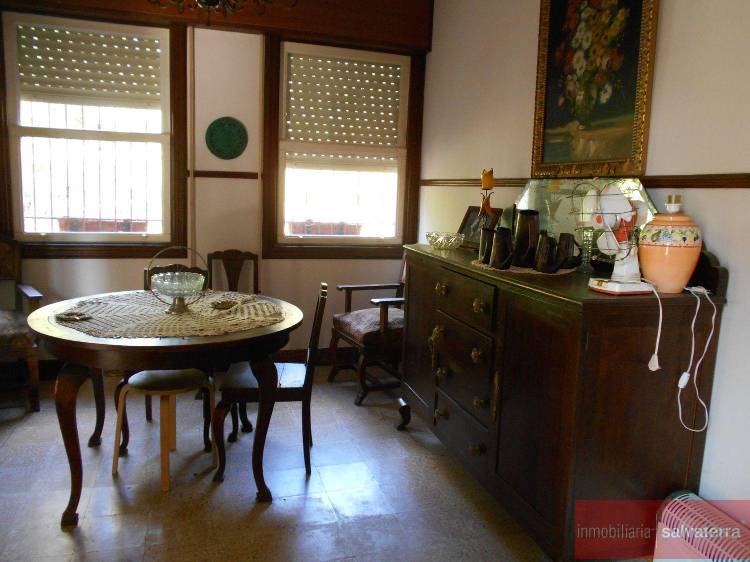 Venta de finca rústica en Arbo