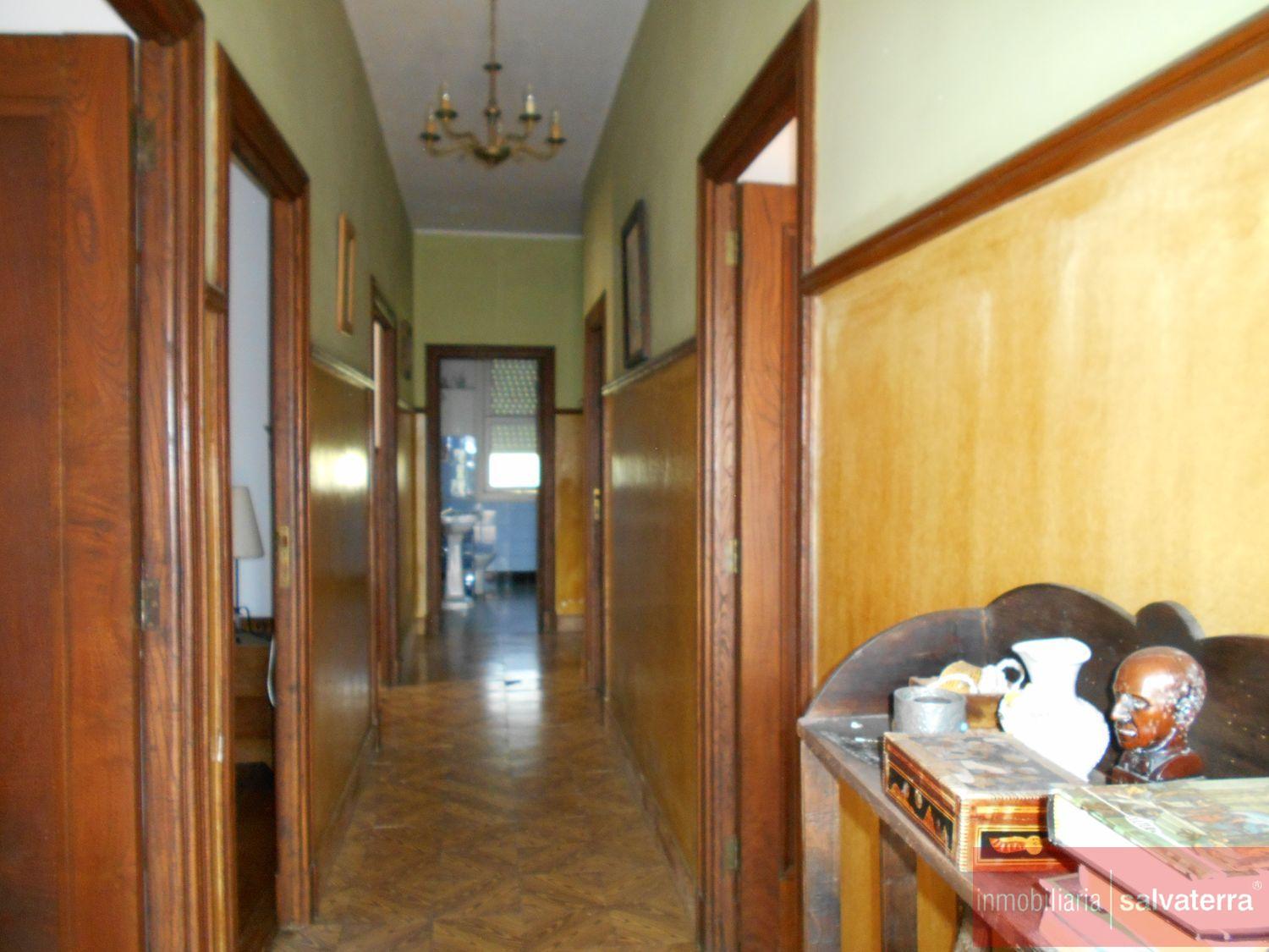 Venta de finca rústica en Arbo
