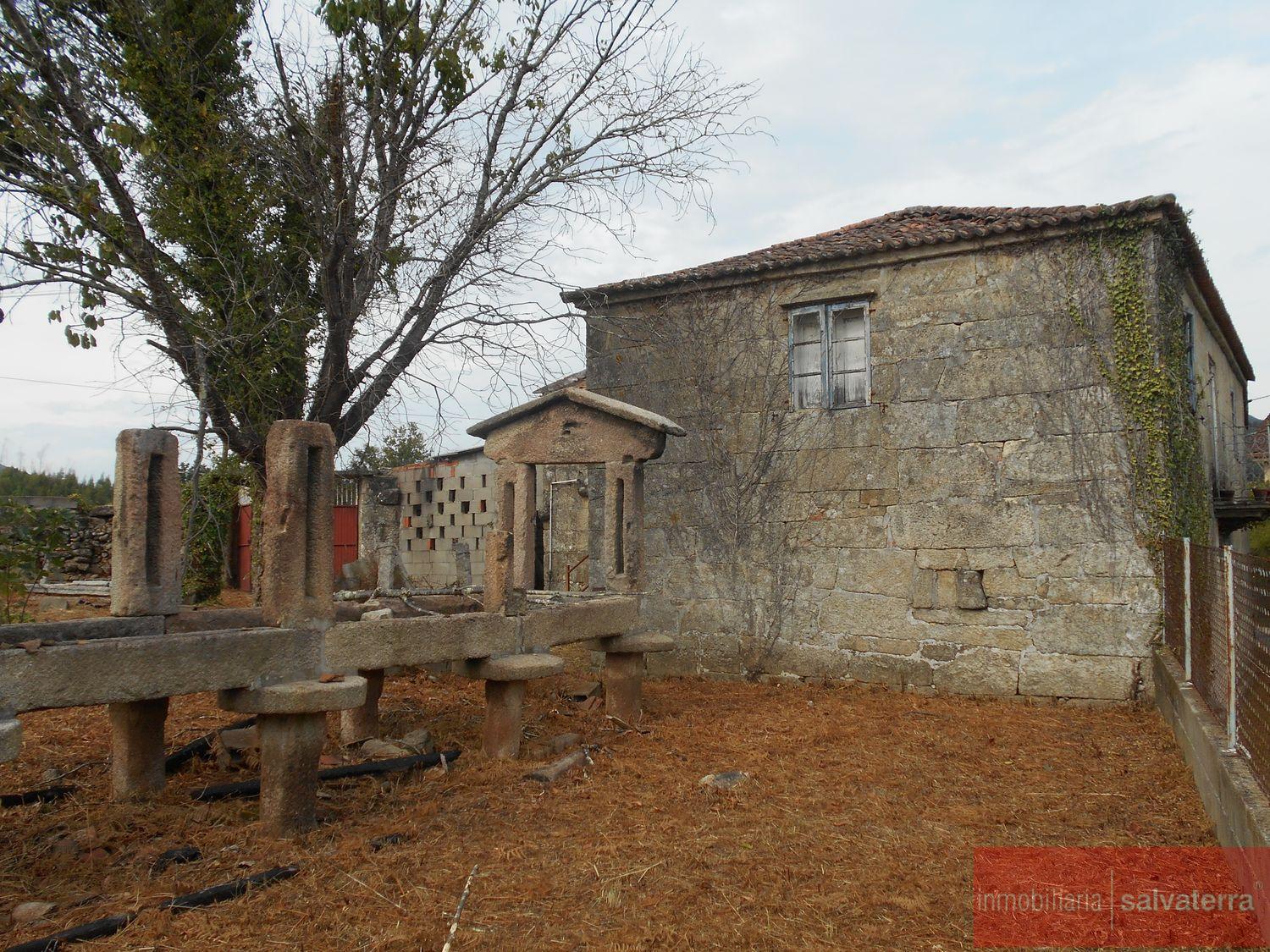 Venta de finca rústica en As neves