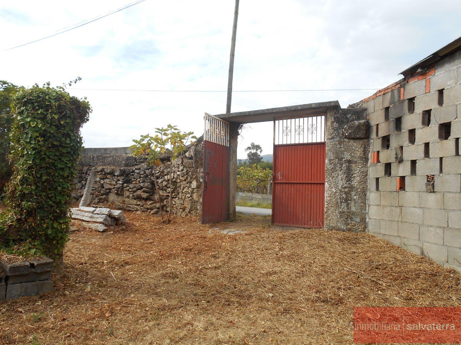 Venta de finca rústica en As neves