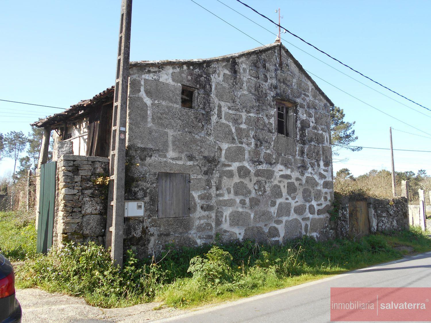 For sale of rural property in Salvaterra de miño