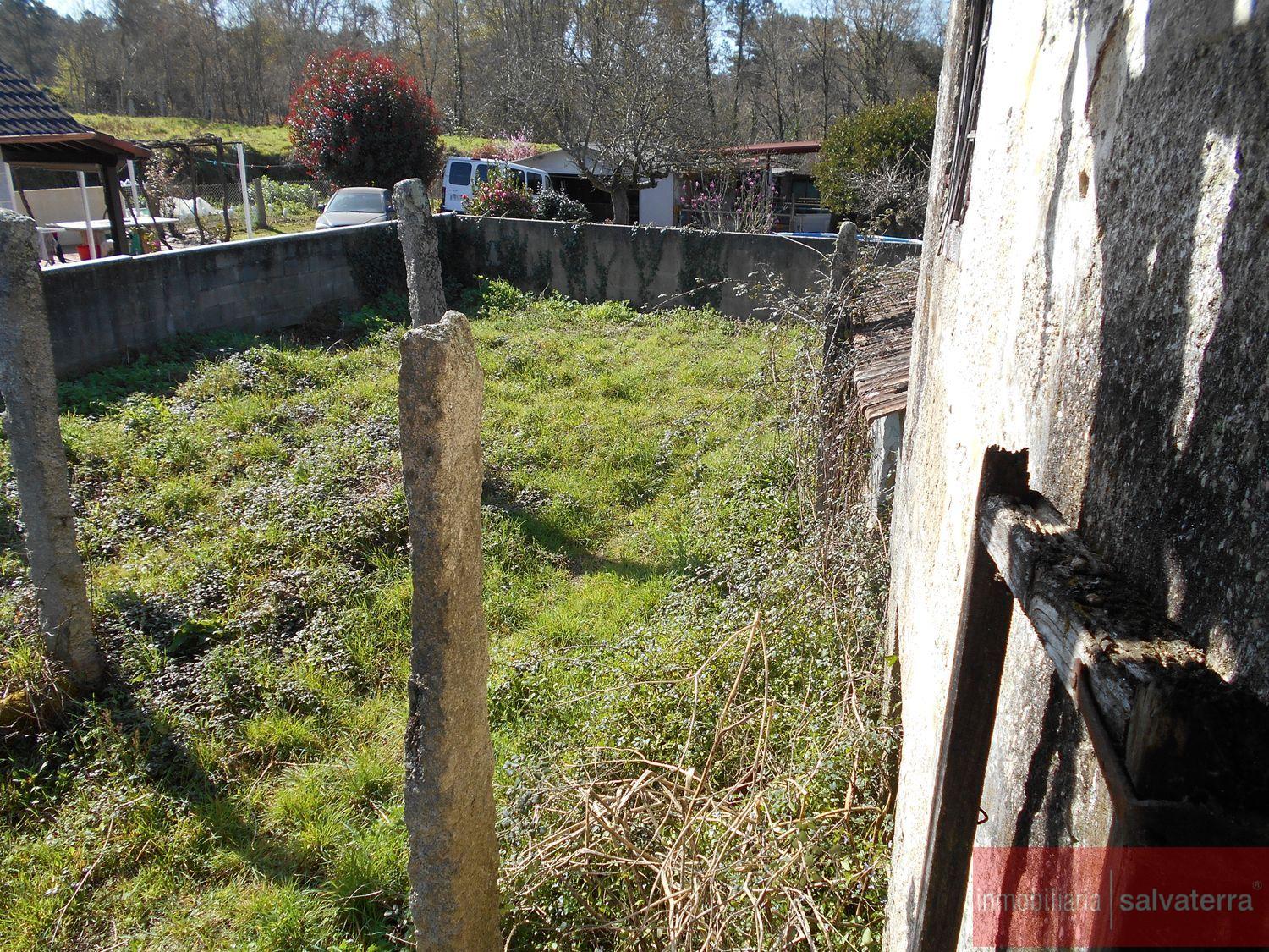 For sale of rural property in Salvaterra de miño