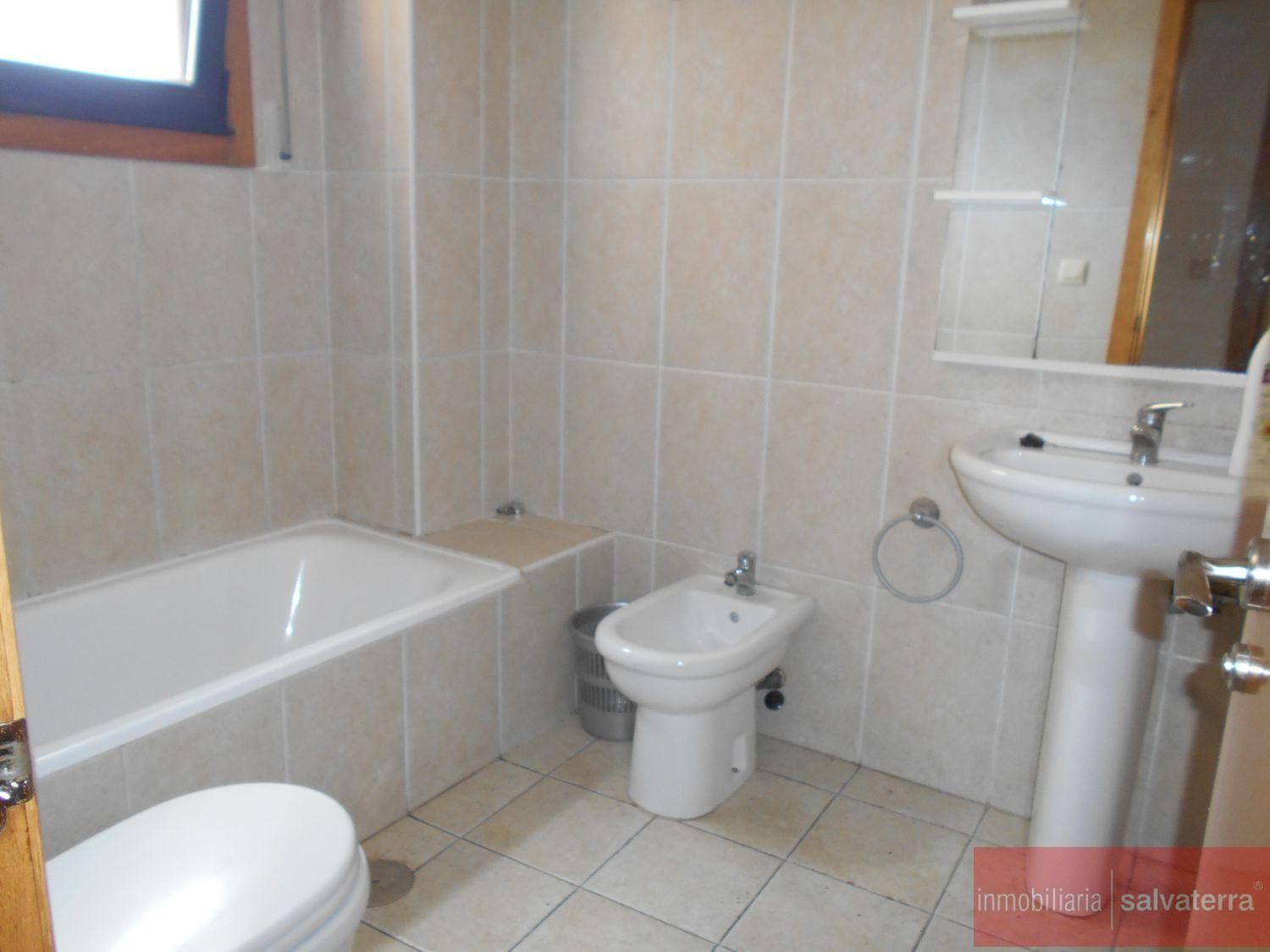 Venta de piso en Salvaterra de Miño