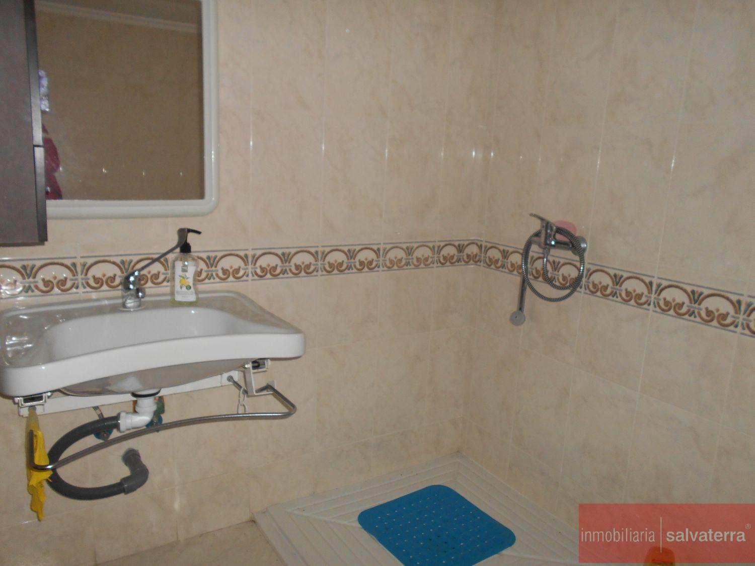 Venta de piso en A Cañiza