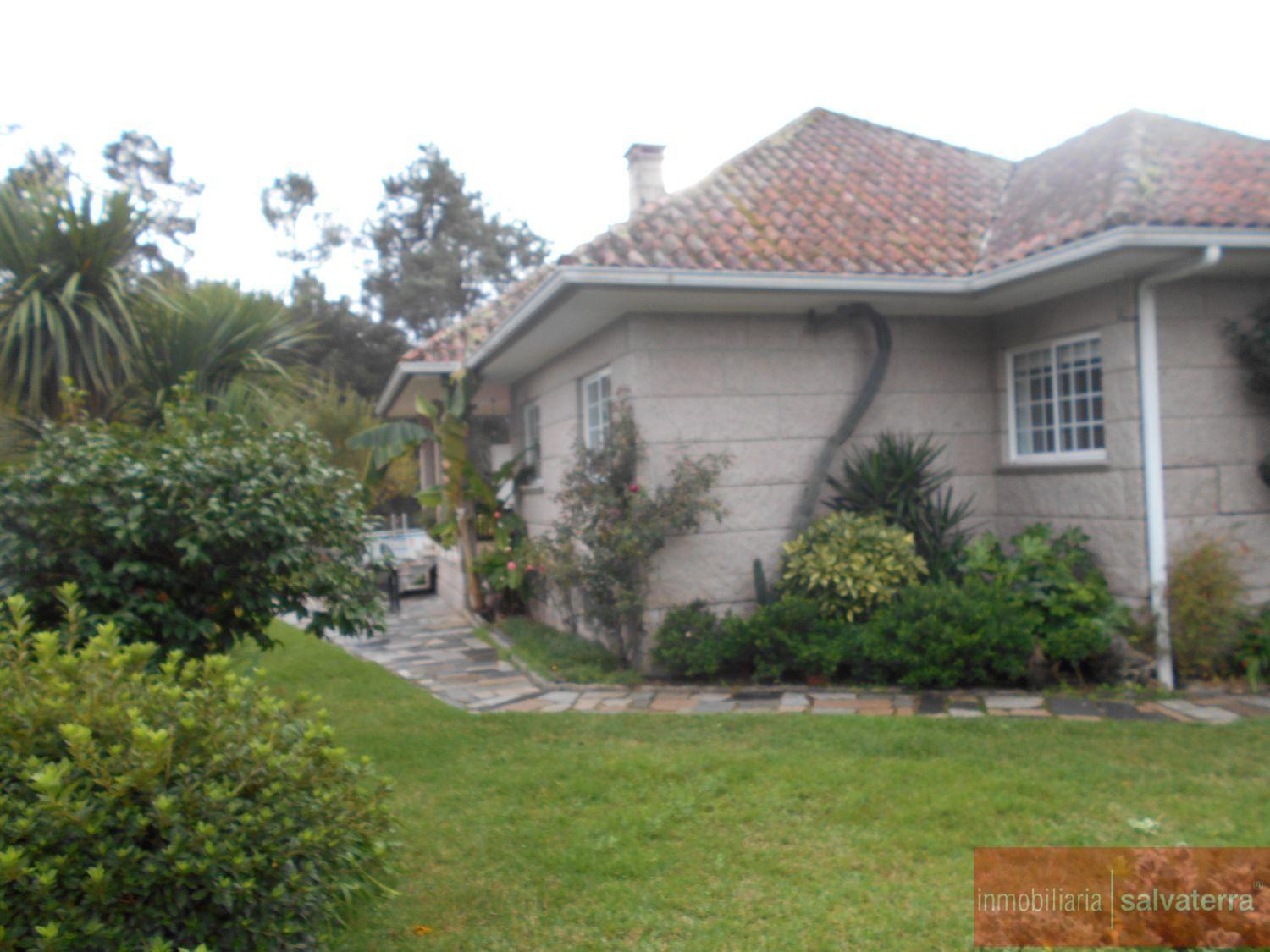 For sale of chalet in Ponteareas