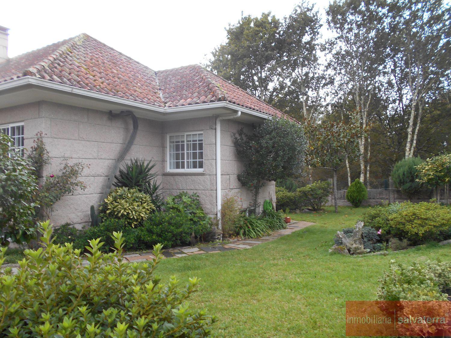 For sale of chalet in Ponteareas
